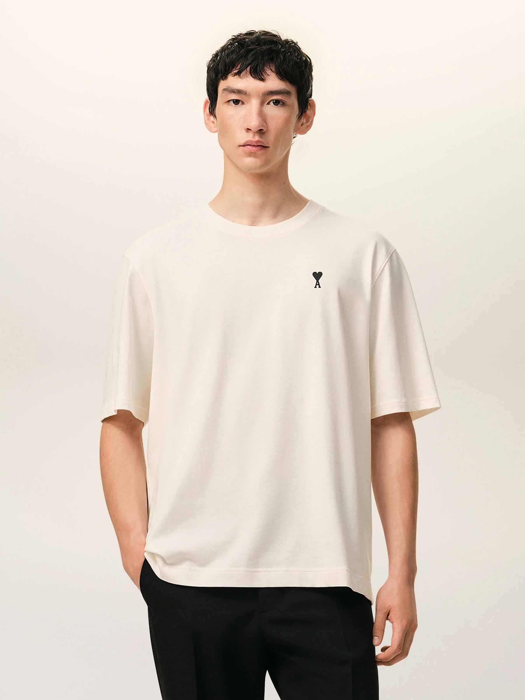 Ami Paris Hombre Barcelona Camiseta Logo Contraste color Crema sku 553-004692 01 - Foto 2