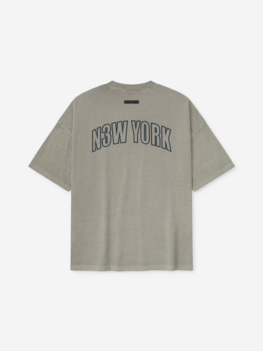 Fear of God Essentials Hombre Barcelona Camiseta Cuello Redondo color Taupe sku 553-004756 01 - Foto 3