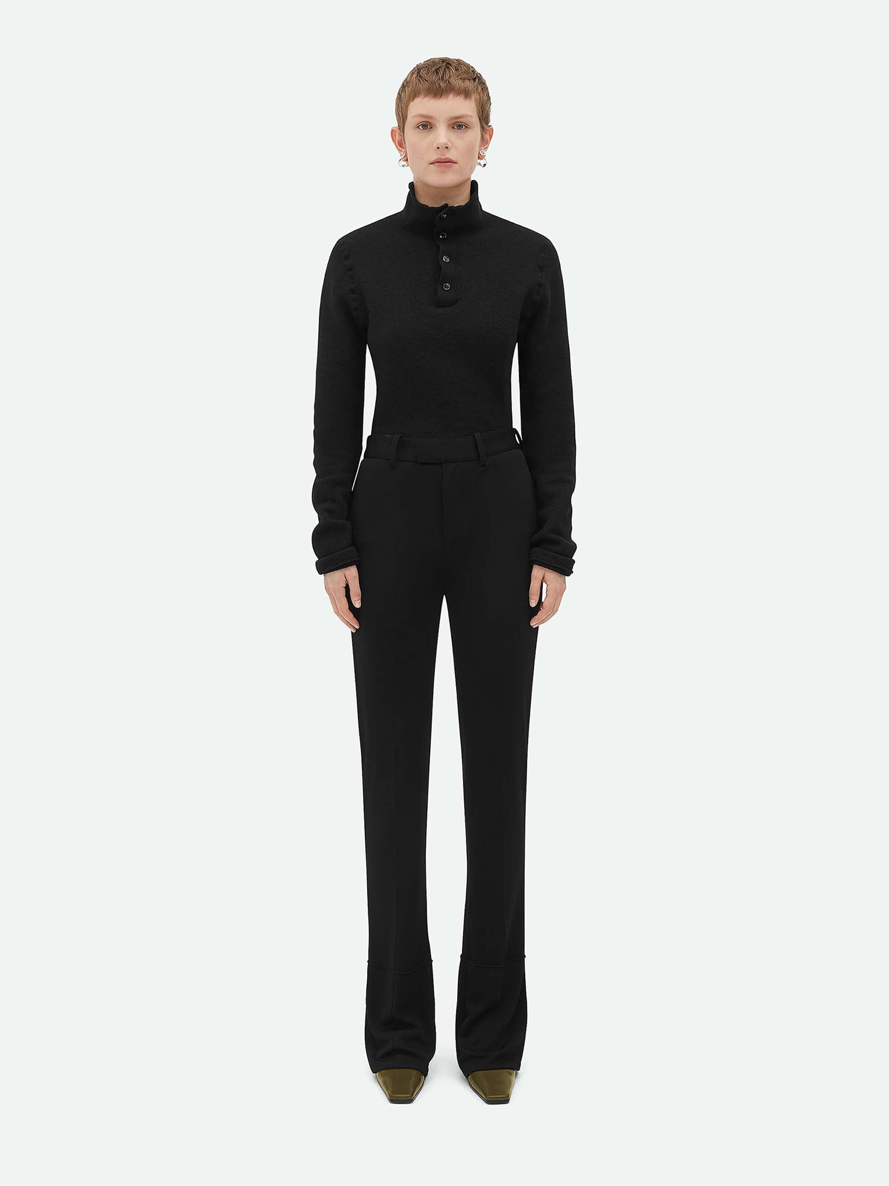 Bottega Veneta Mujer Barcelona Pantalones Acampanados Viscosa color Negro sku 761-003654 01 - Foto 1