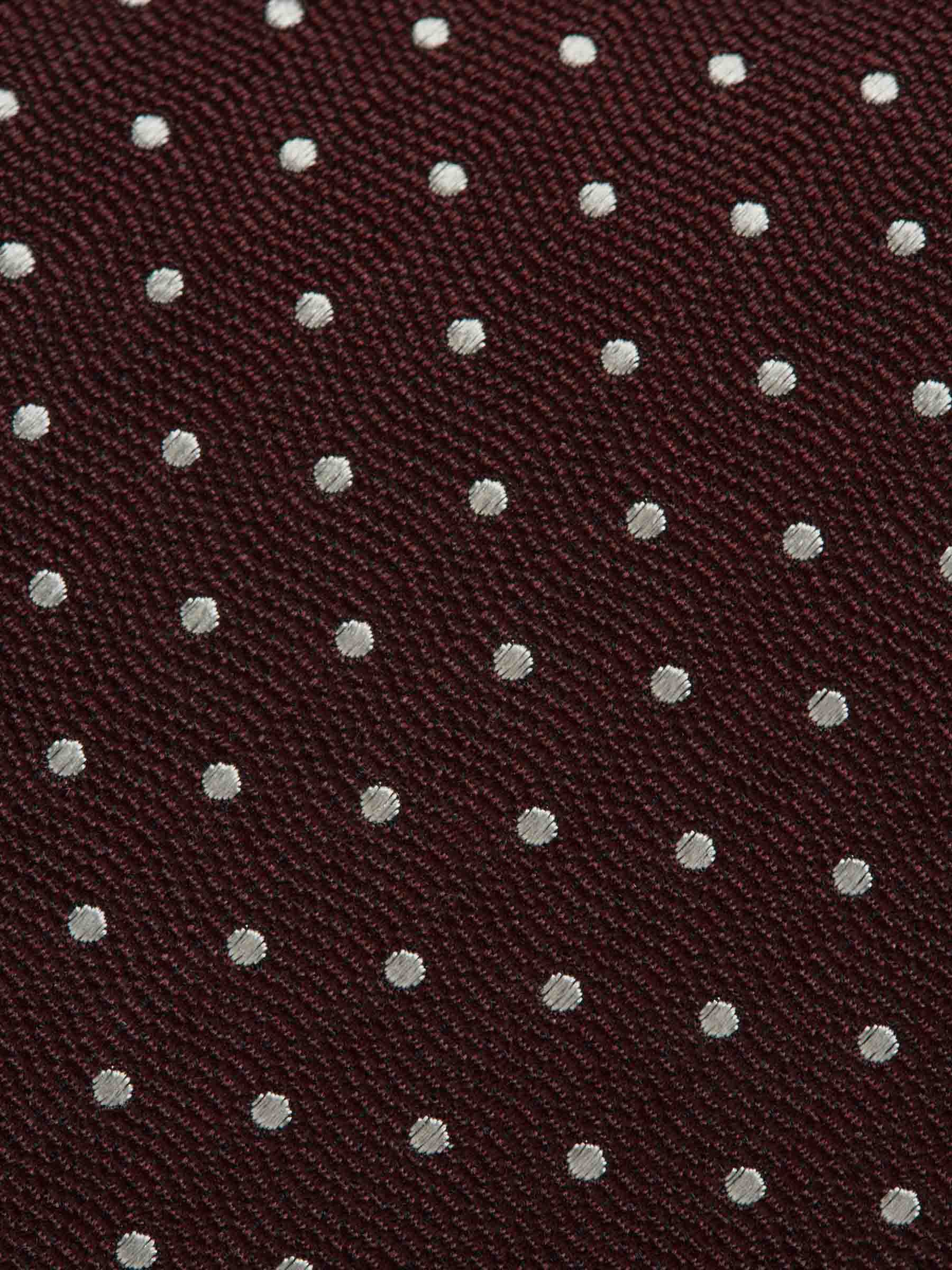 Tom Ford Hombre Barcelona Corbata Motivo Lunares color Burdeos sku 601-001779 04 - Foto 2