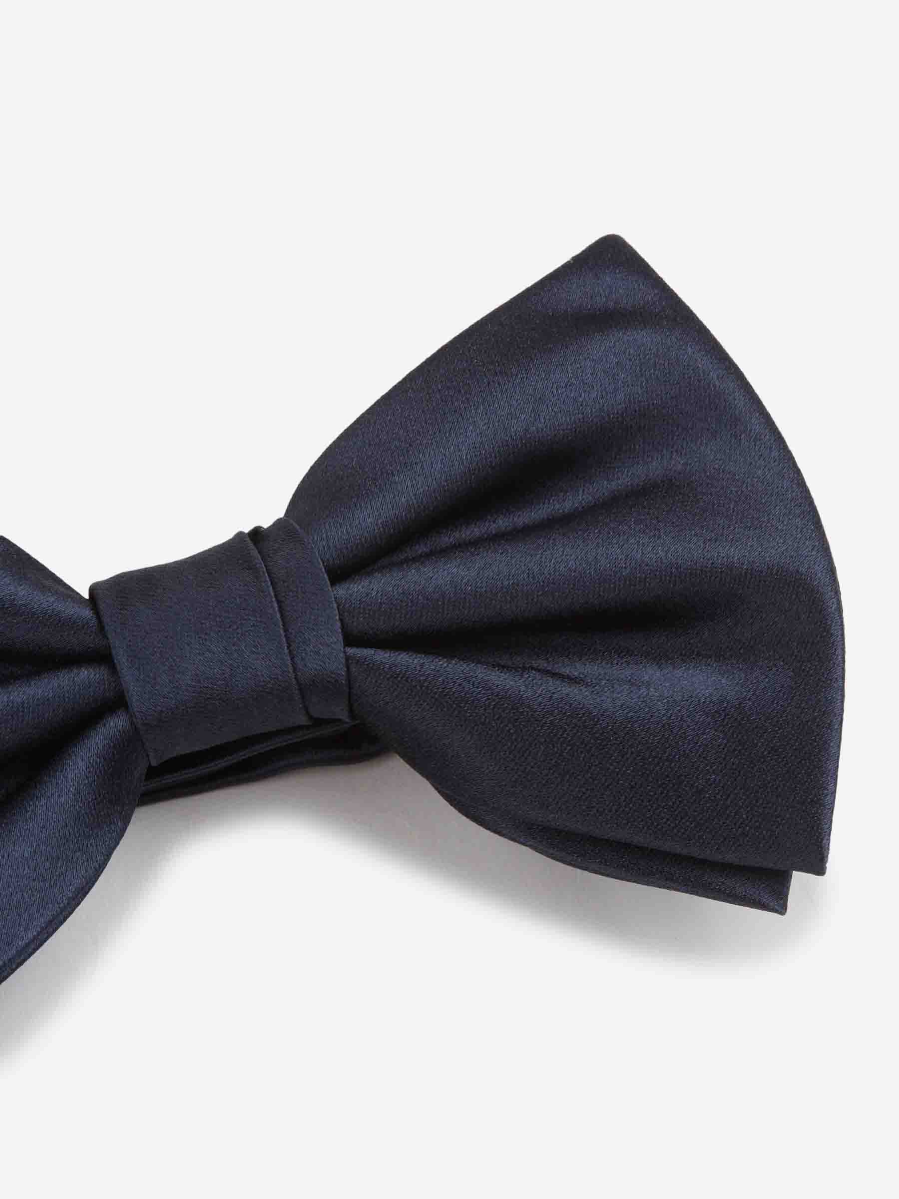 Santa Eulalia Hombre Barcelona Pajarita Seda color Negro sku 602-000288 02 - Foto 2