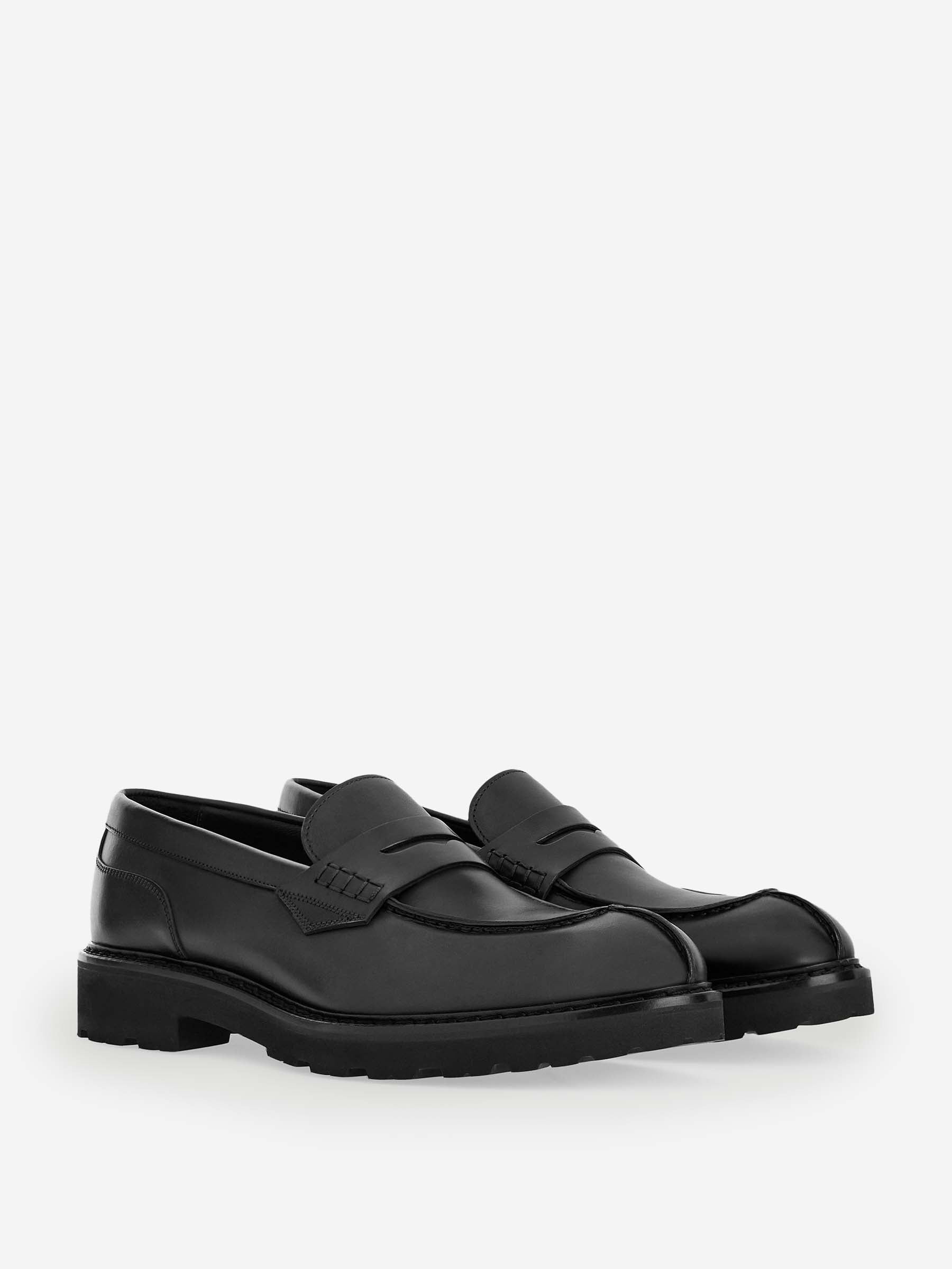 Canali Hombre Barcelona Mocasines College Liso color Negro sku 611-004651 01 - Foto 1