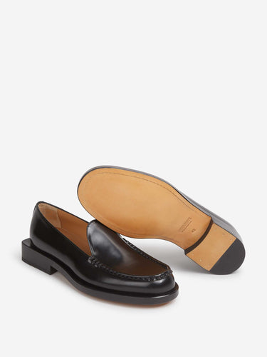 Jacquemus Hombre Barcelona Mocasines Piel Asimétricos color Negro sku 611-004727 01 - Foto 4