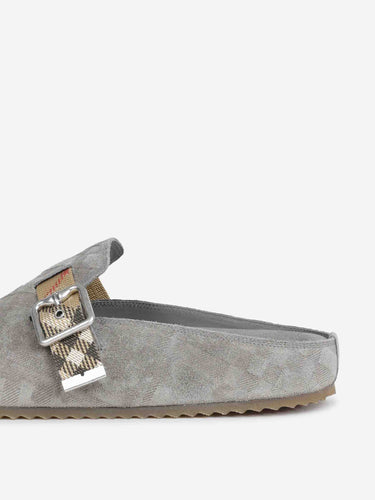 Burberry Hombre Barcelona Zuecos Urchin color Gris sku 613-000473 01 - Foto 3