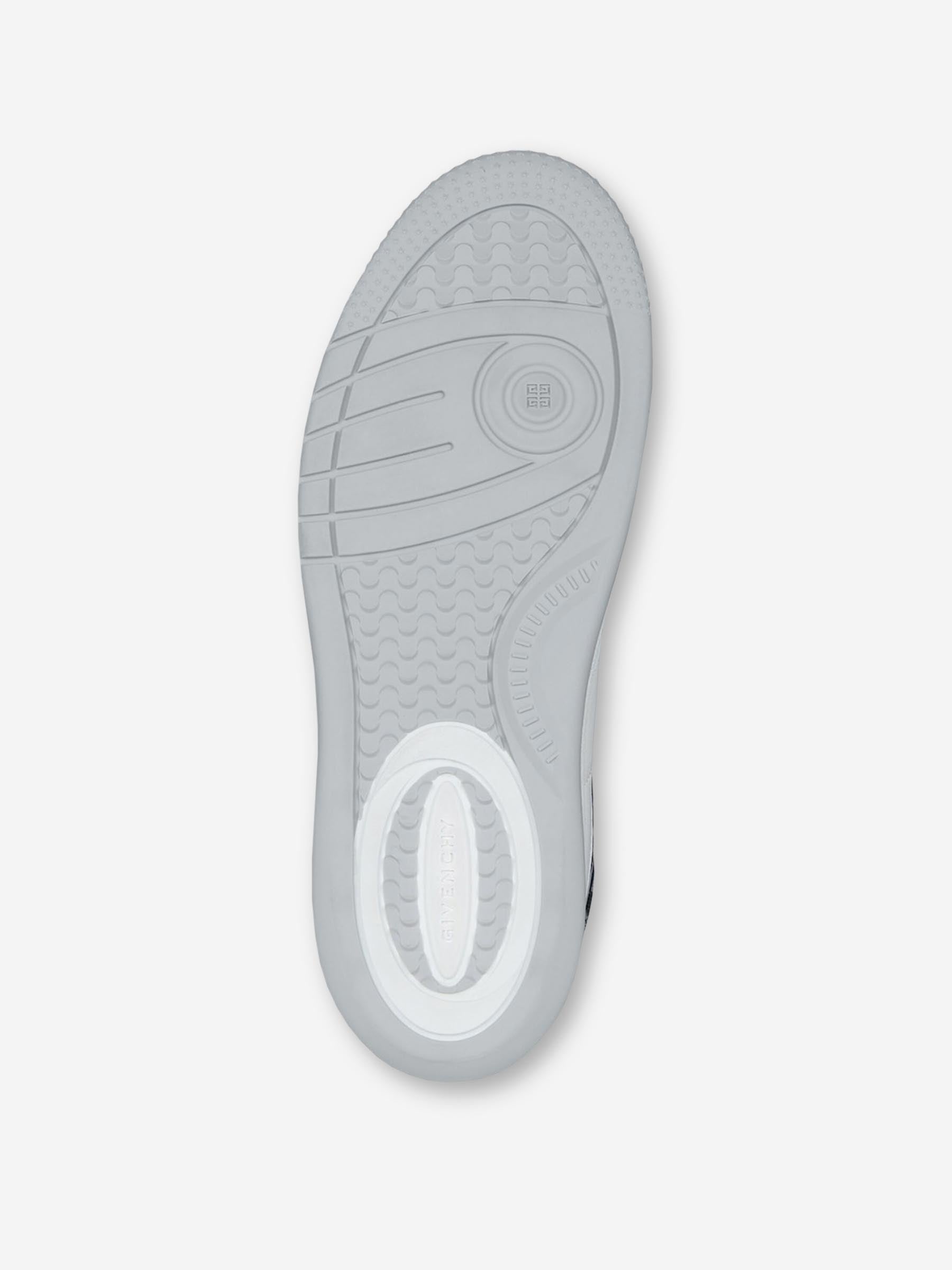 G Move Sneakers