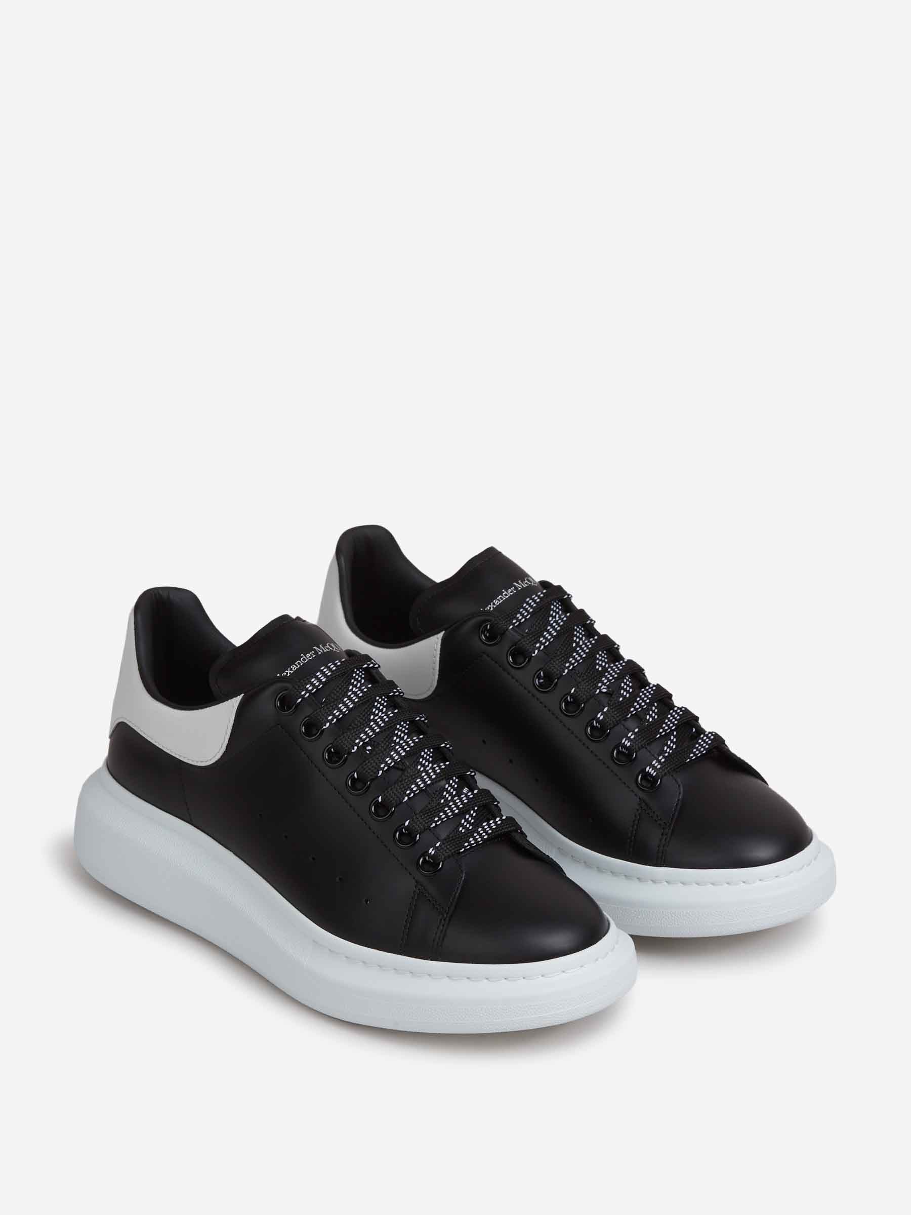 McQueen Hombre Barcelona Sneakers Oversized color Negro sku 616-003135 01 - Foto 2