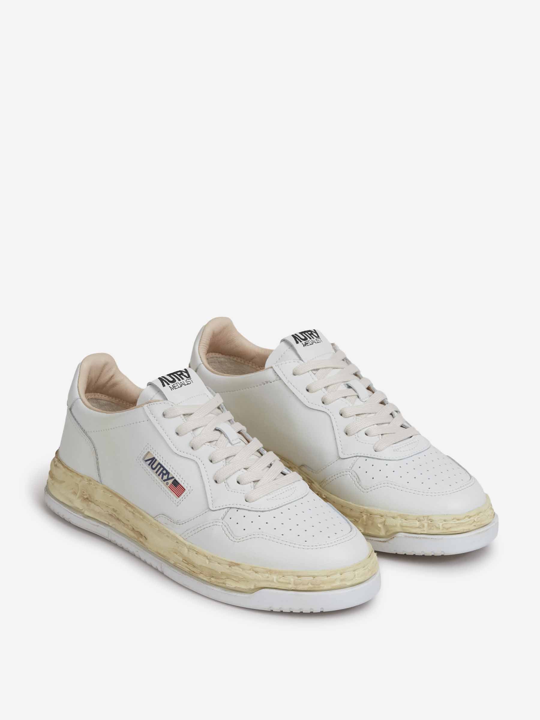 Autry Hombre Barcelona Sneakers Supervint Low color Blanco sku 616-003144 01 - Foto 2