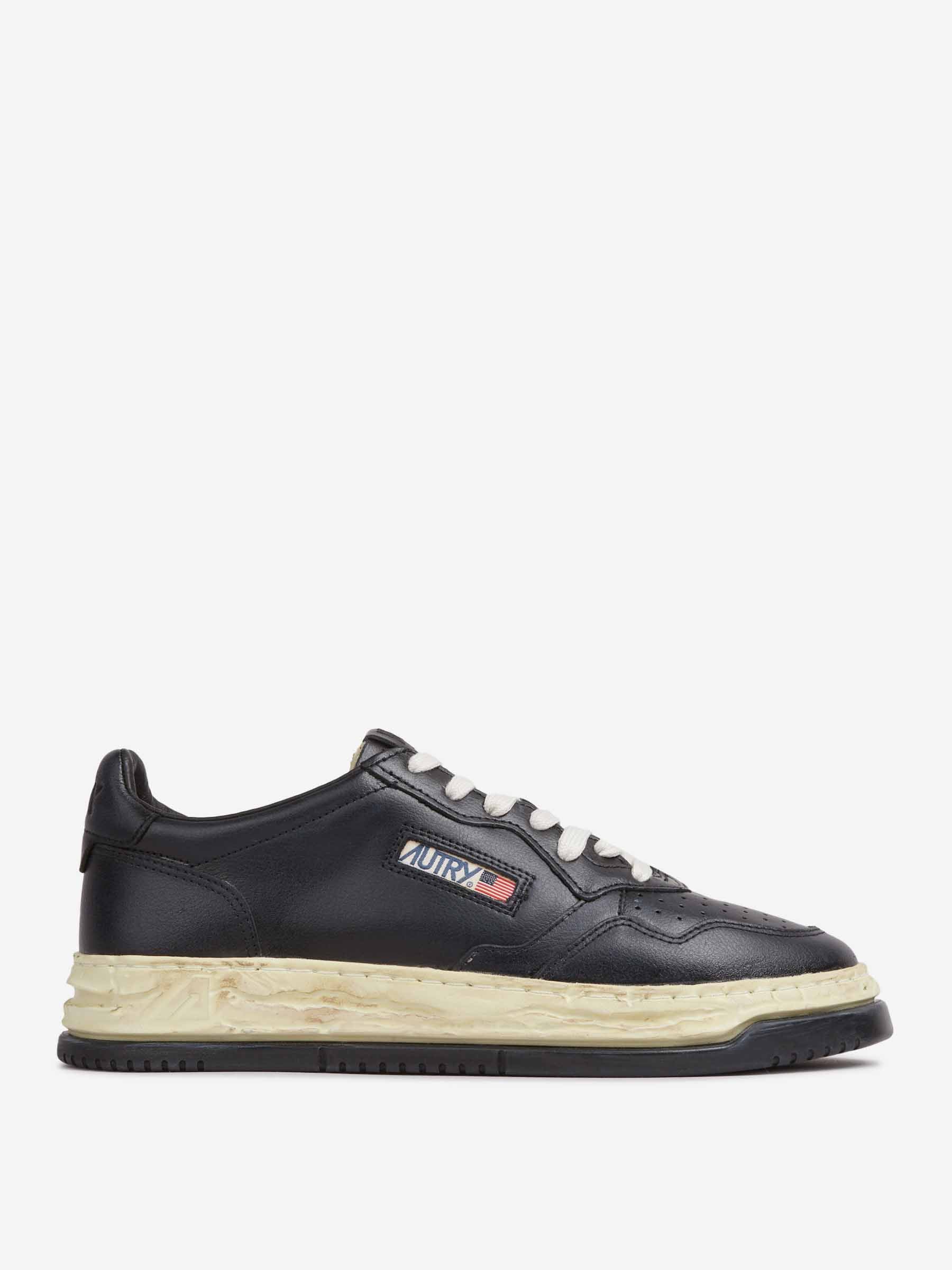 Autry Hombre Barcelona Sneakers Supervint Low color Negro sku 616-003144 02 - Foto 1