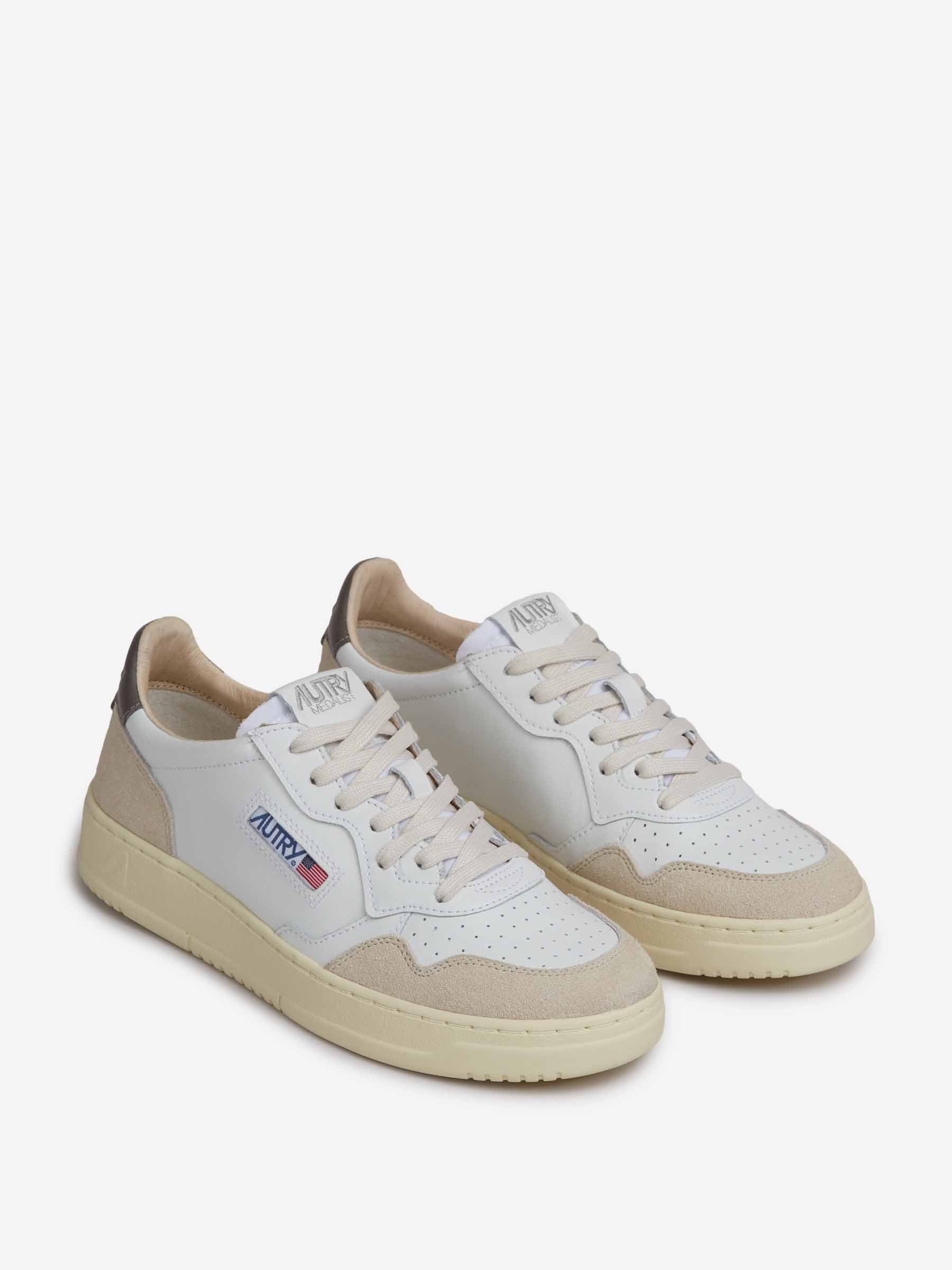 Autry Hombre Barcelona Sneakers Medalist Low color Beige sku 616-003213 01 - Foto 2
