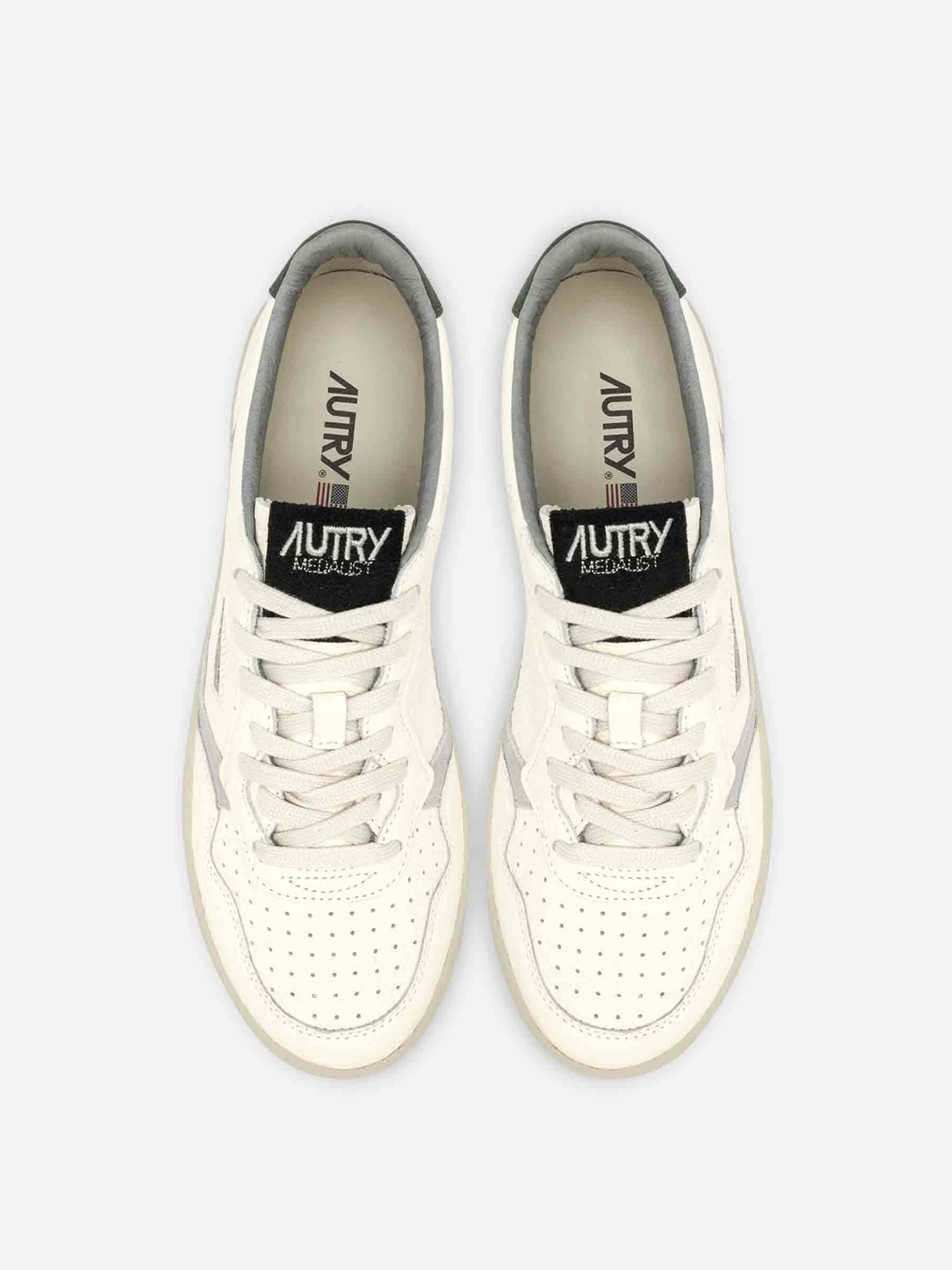 Autry Hombre Barcelona Sneakers Medallist Low color Verde Menta sku 616-003217 01 - Foto 2