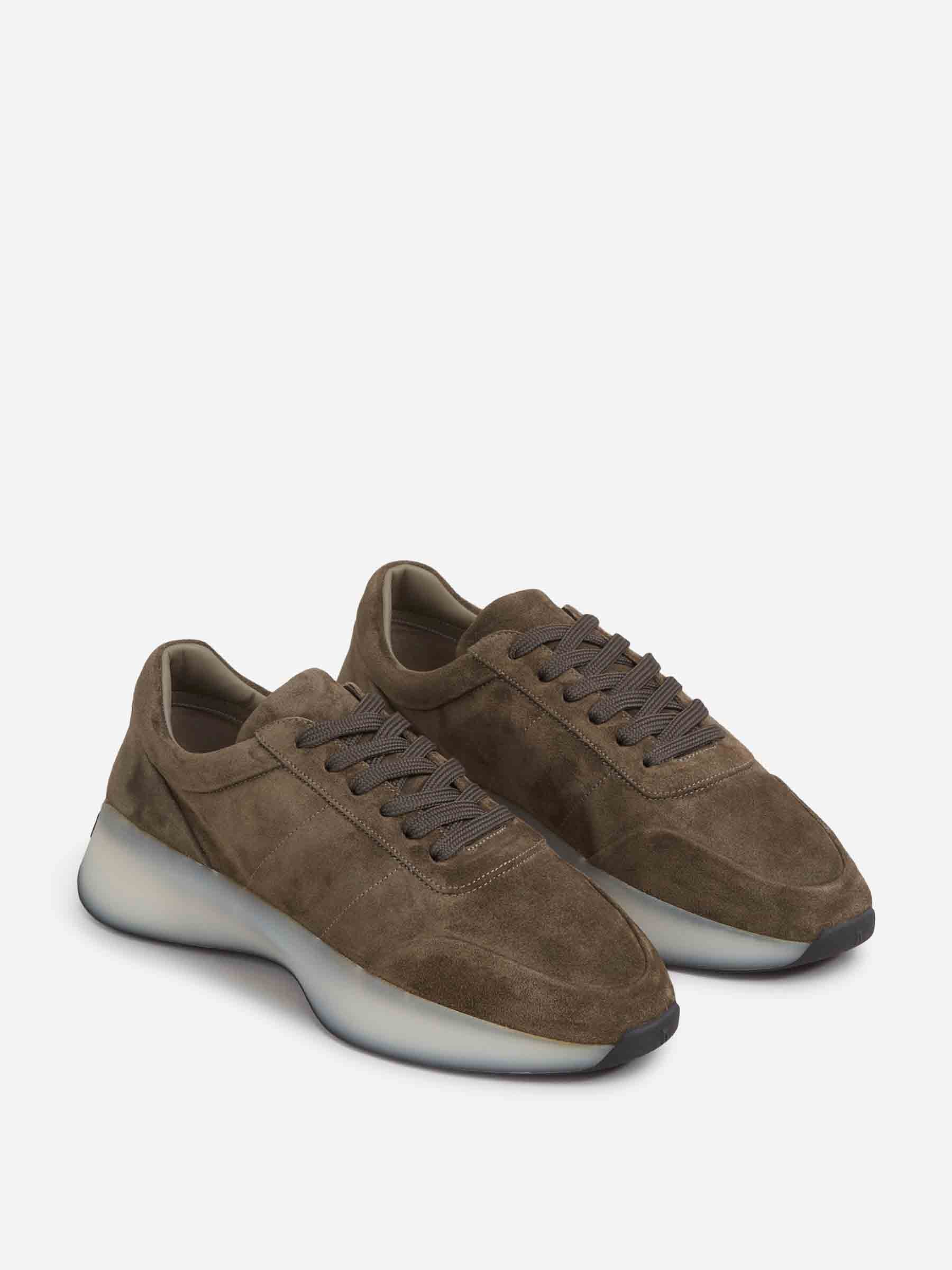 Fear of God Hombre Barcelona Sneakers Vintage Runner color Verde Militar sku 616-003295 01 - Foto 2