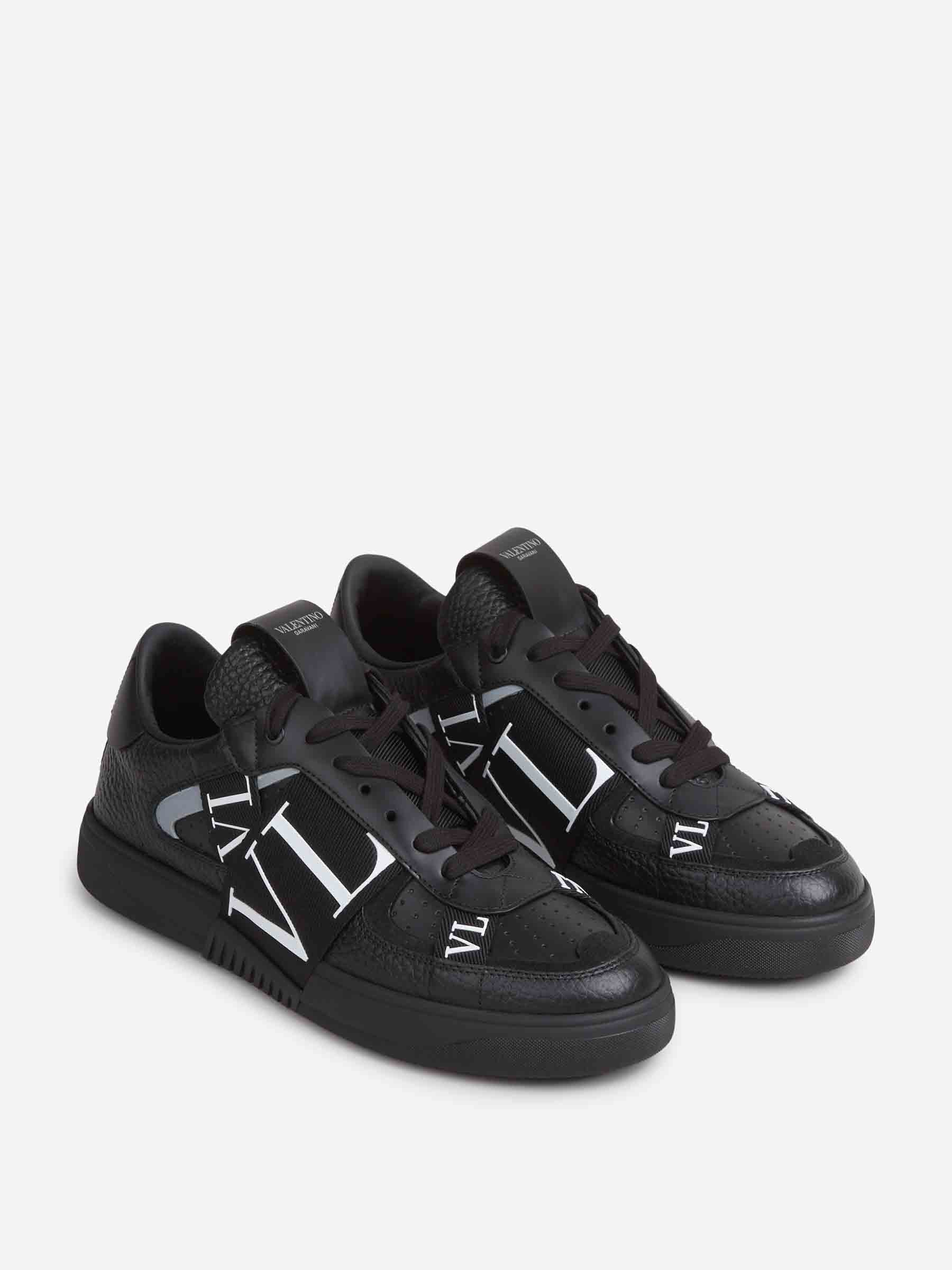 Valentino Garavani Hombre Barcelona Sneakers Cintas VLTN color Negro sku 616-003416 01 - Foto 2