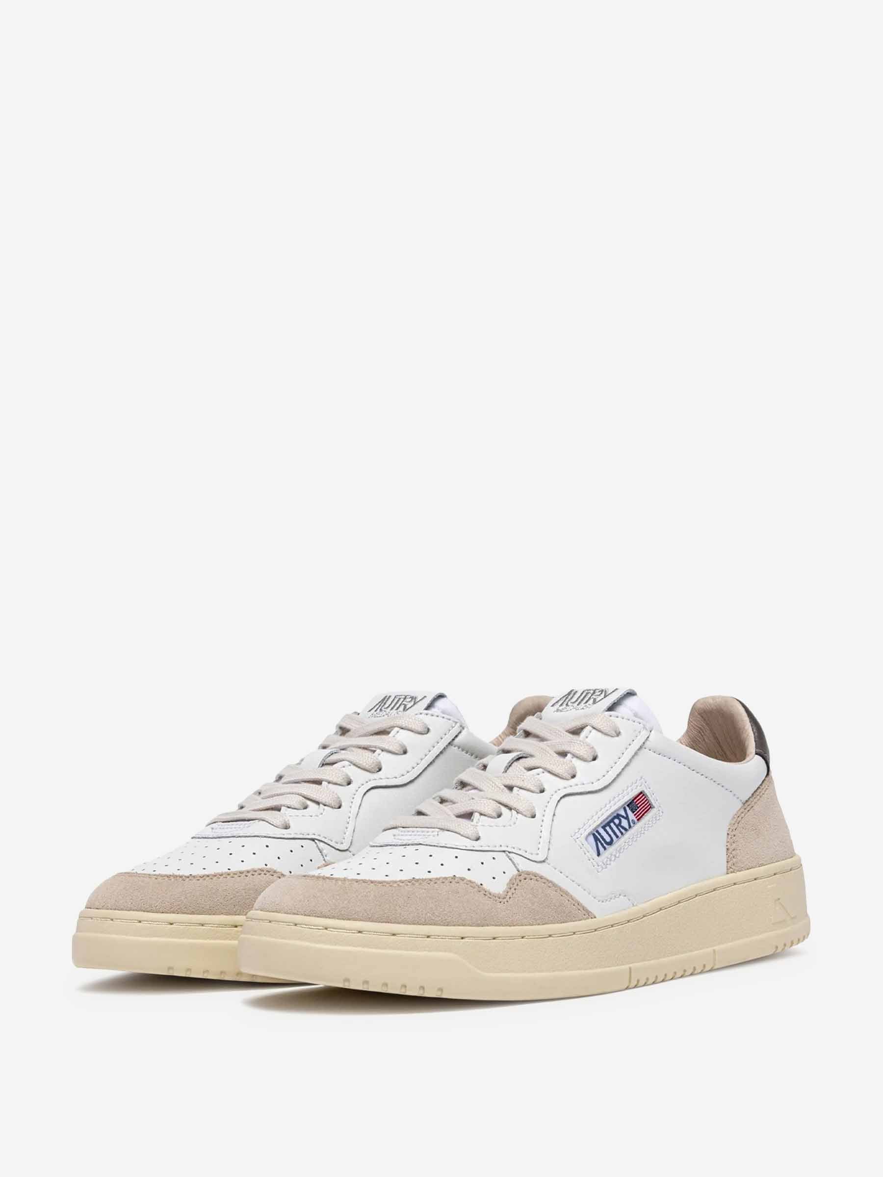 Autry Hombre Barcelona Sneakers Medalist Low color Blanco sku 616-003450 03 - Foto 2