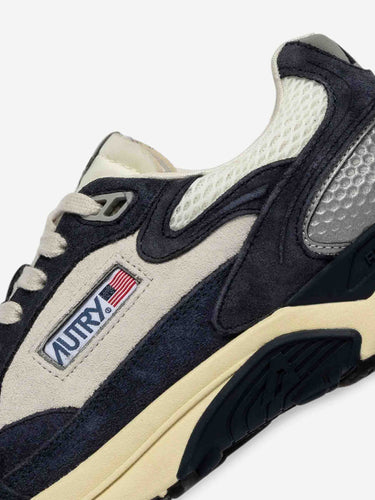Autry Hombre Barcelona zapatillas Hyperway Low color Azul Marino sku 616-003455 02 - Foto 5