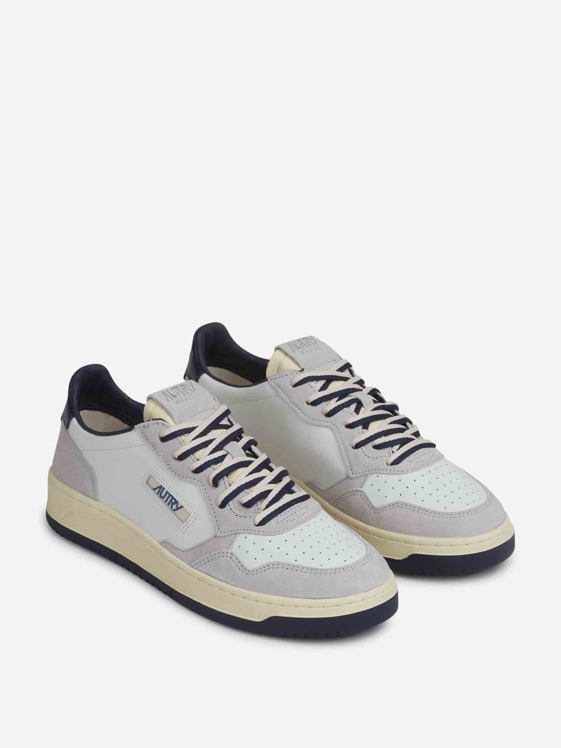 Autry Hombre Barcelona Sneakers Medalist Low color Azul Noche sku 616-003457 02 - Foto 2