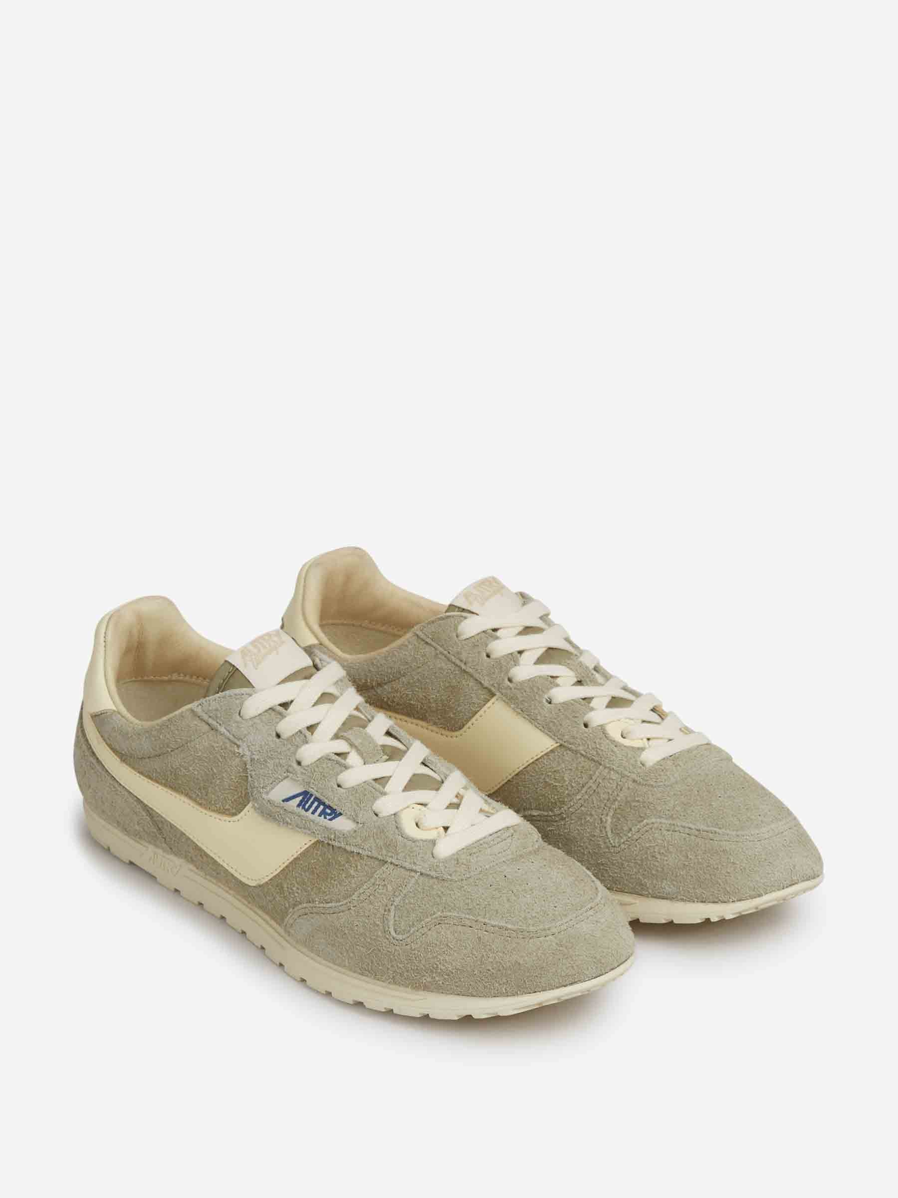 Autry Hombre Barcelona Sneakers Windspin Suede color Gris sku 616-003459 02 - Foto 2