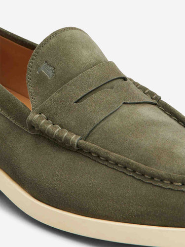 Tod's Hombre Barcelona Mocasines Suede color Verde Militar sku 618-000042 02 - Foto 3