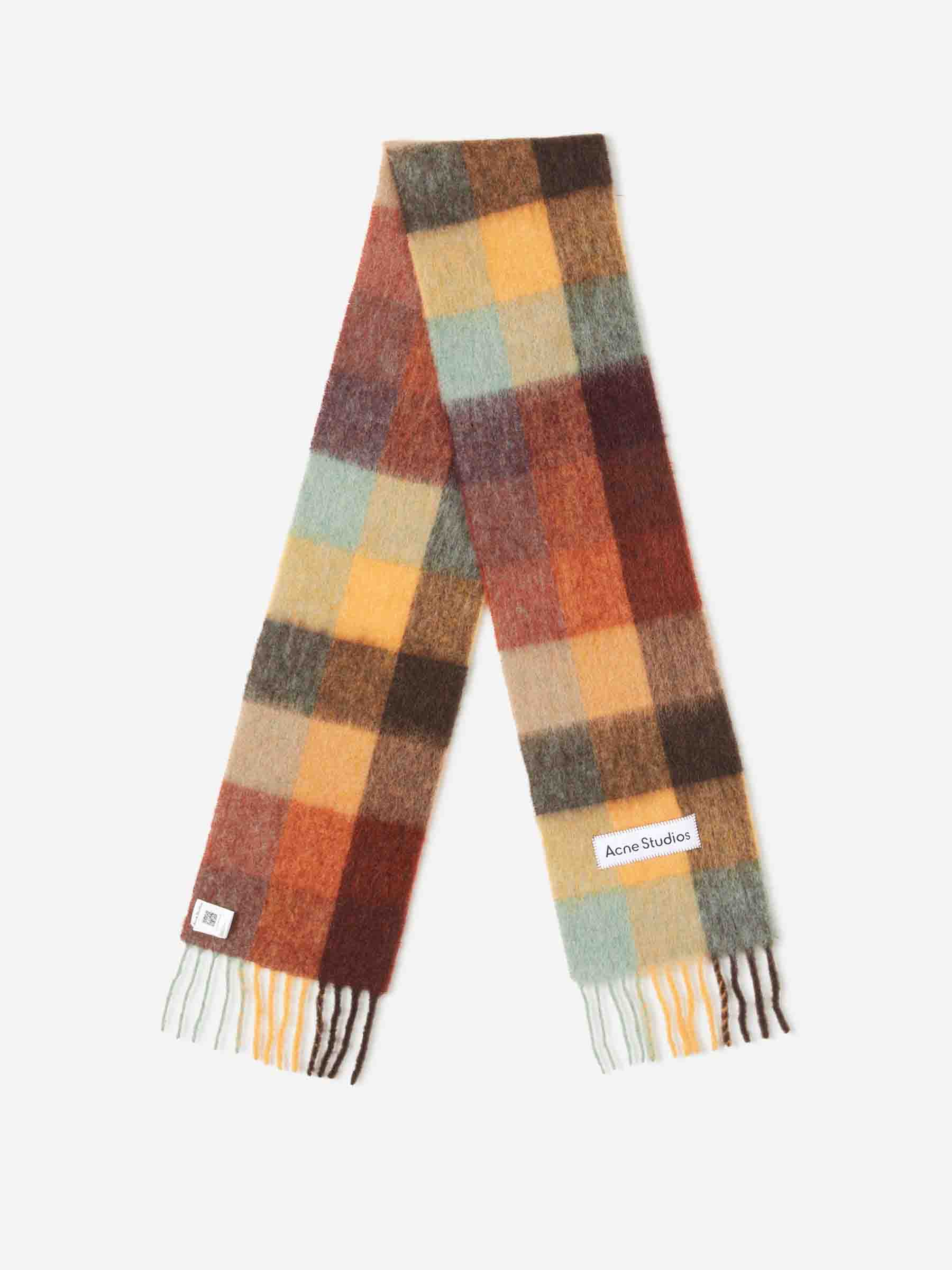 Acne Studios Mujer Barcelona Bufanda Bicolor Alpaca color Camel sku 630-001484 01 - Foto 2