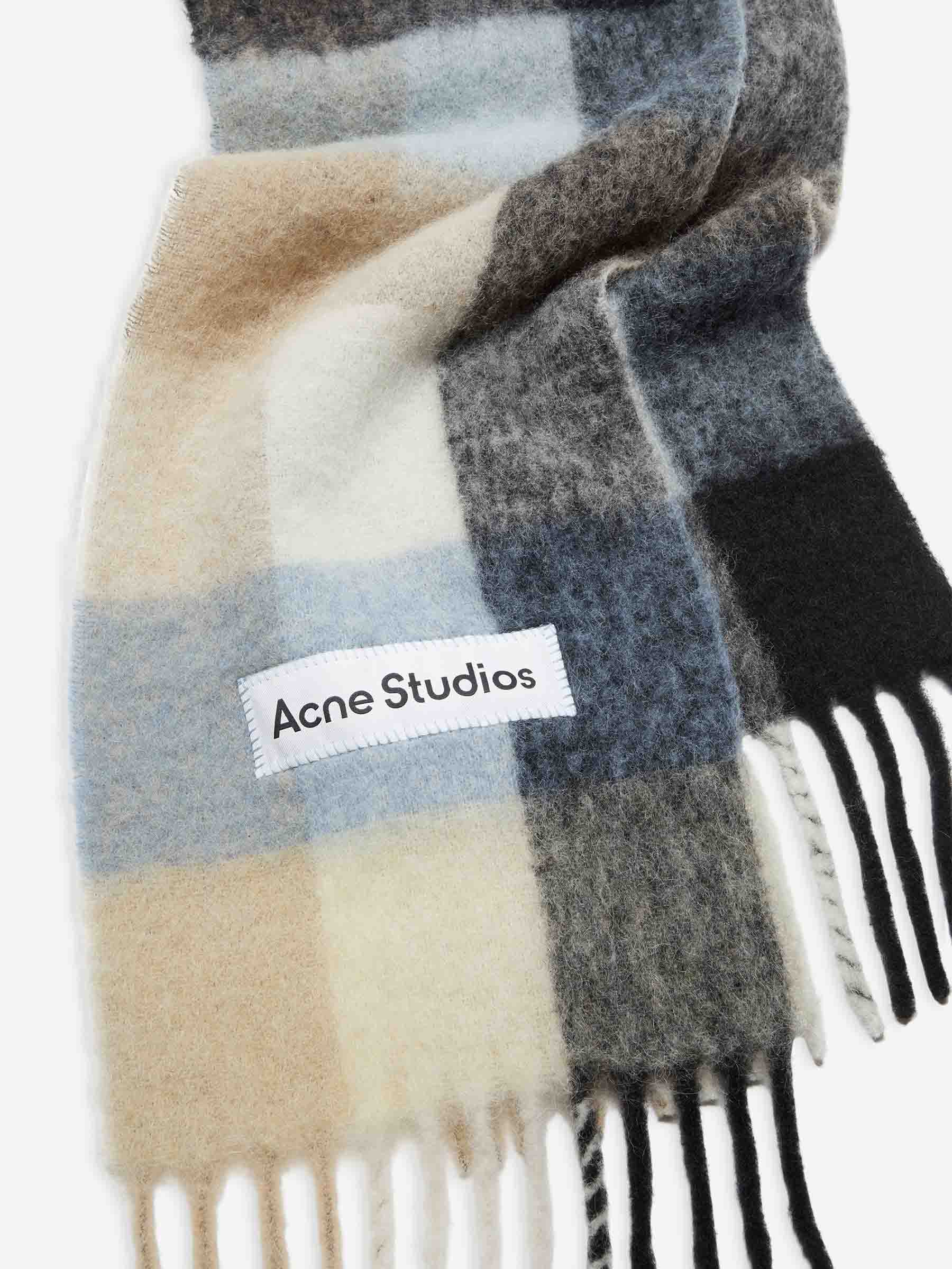 Acne Studios Mujer Barcelona Bufanda Bicolor Alpaca color Multicolor sku 630-001484 03 - Foto 2