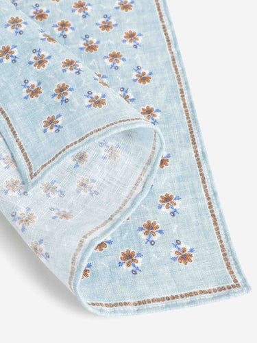 Santa Eulalia Hombre Barcelona Pañuelo Floral Lino color Azul Celeste sku 654-000327 02 - Foto 3