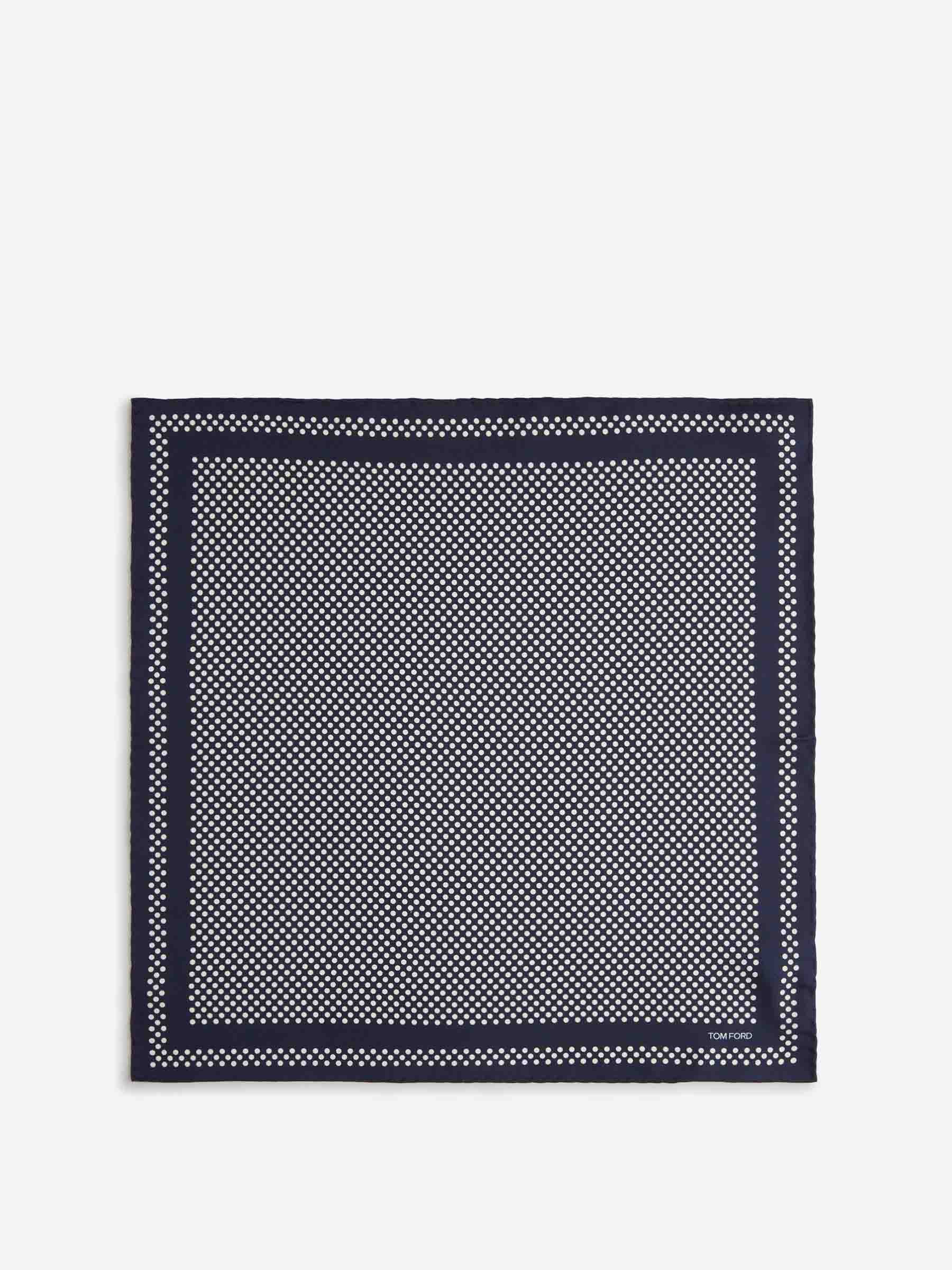 Tom Ford Hombre Barcelona Pañuelo Motivo Lunares color Azul Noche sku 654-000333 02 - Foto 2
