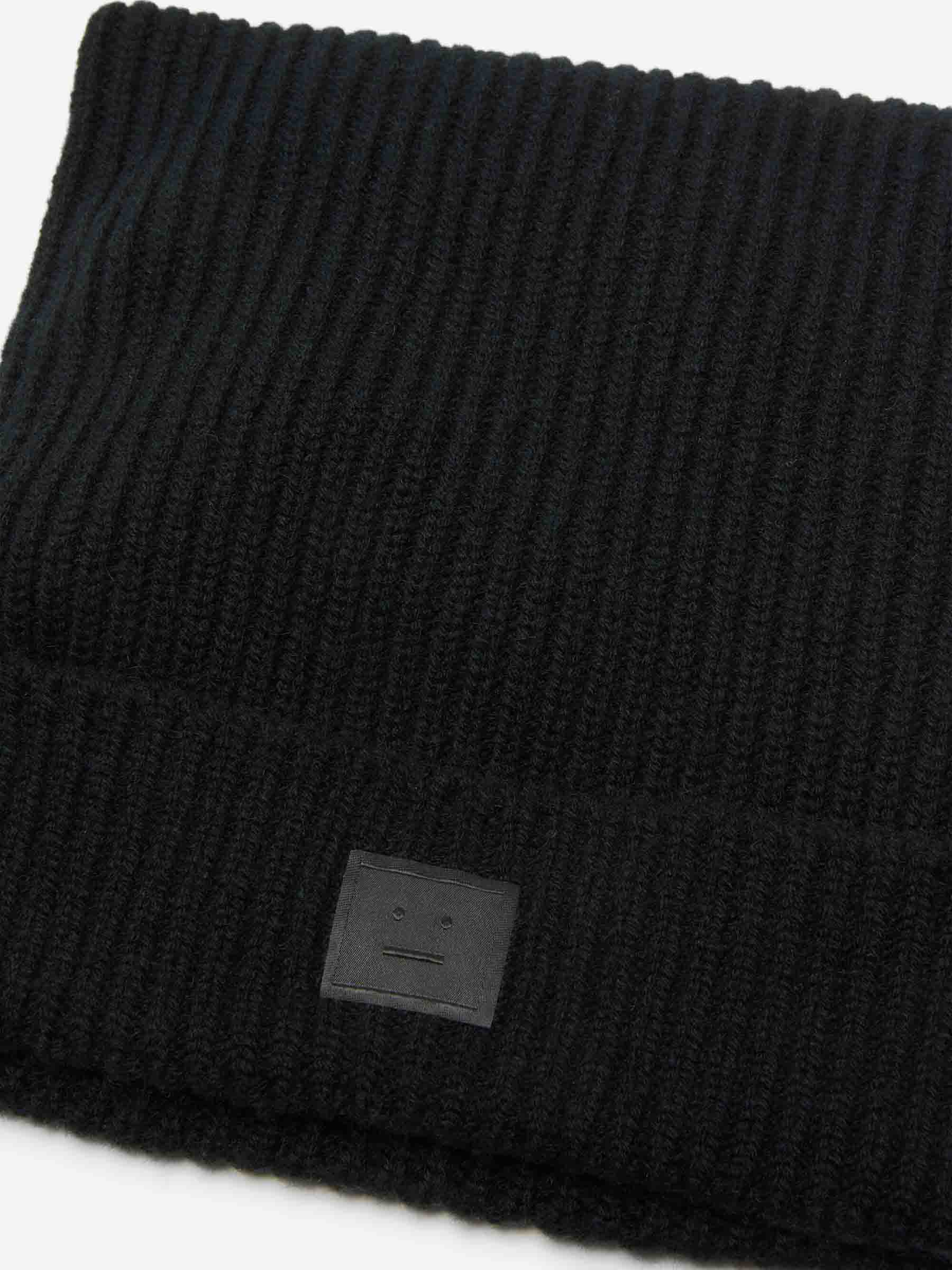 Acne Studios Hombre Barcelona Gorro Cuadrado Punto Lana color Negro sku 689-000021 01 - Foto 2