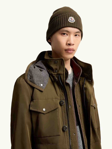 Moncler Hombre Barcelona Gorro Lana Cashmere color Verde Militar sku 689-000048 01 - Foto 2