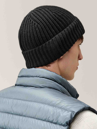 C.P. Company Hombre Barcelona Gorro Lana Canalé color Negro sku 689-000059 01 - Foto 3