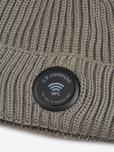 C.P. Company Hombre Barcelona Gorro Lana Canalé color Gris sku 689-000060 01 - Foto 3