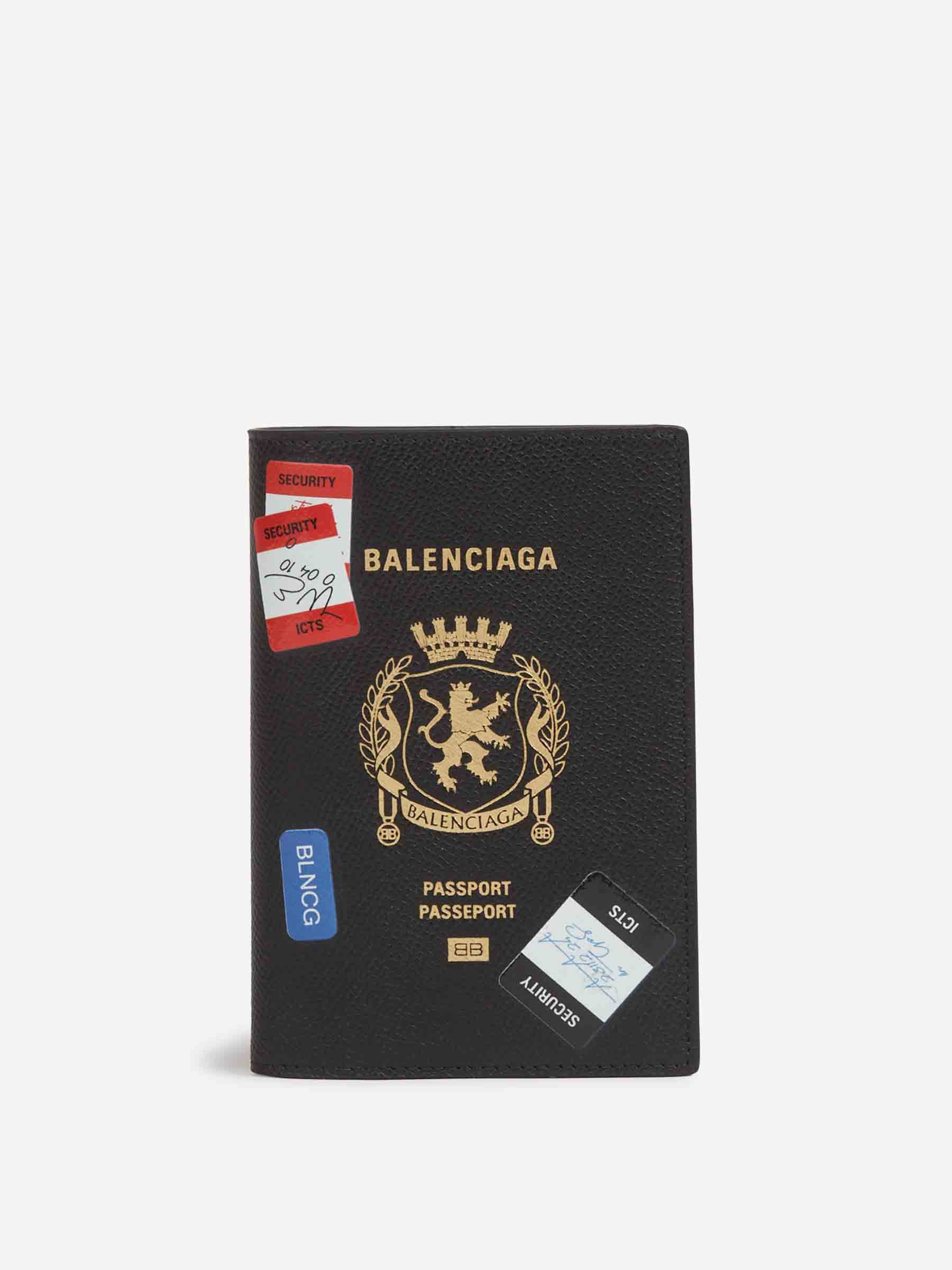 Balenciaga Hombre Barcelona Funda Passport color Negro sku 691-001543 01 - Foto 1