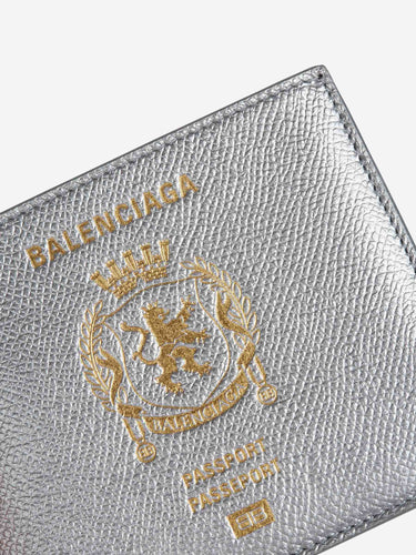 Balenciaga Hombre Barcelona Tarjetero Piel Plegable color Plateado sku 691-001568 01 - Foto 5