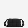 Bottega Veneta Hombre Barcelona Bandolera Intrecciato Cassette Mini color Negro sku 692-001975 01 - Foto 1