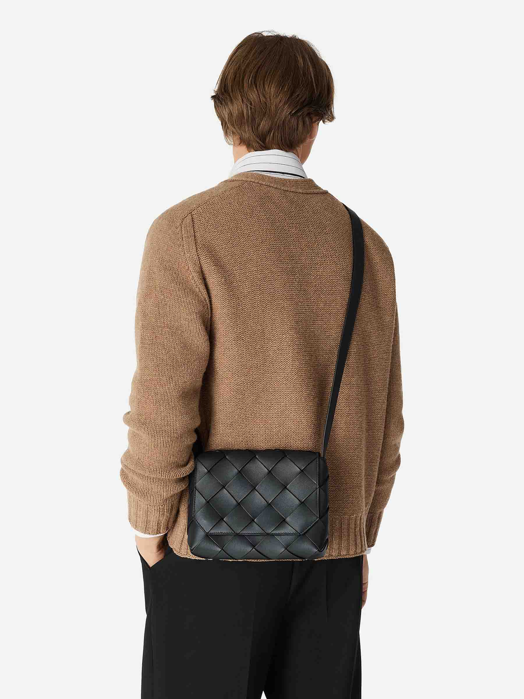 Bottega Veneta Hombre Barcelona Bolso Diago color Gris Antracita sku 692-001999 01 - Foto 2