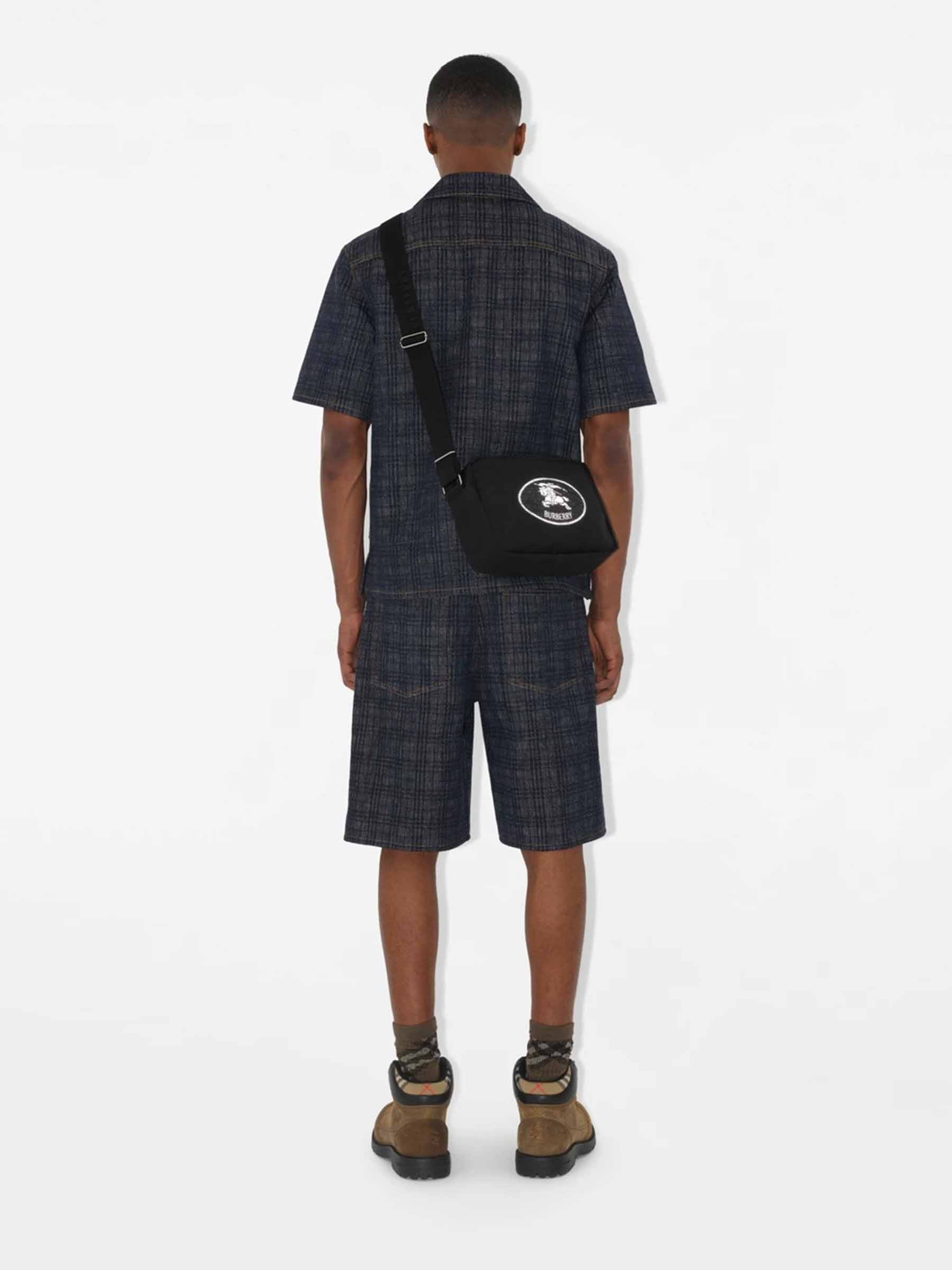 Burberry Hombre Barcelona Bandolera Orkney color Negro sku 692-002001 01 - Foto 1