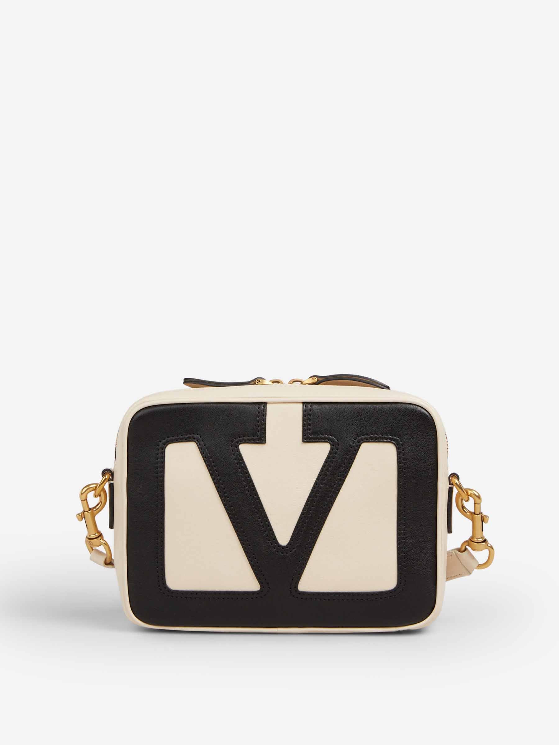 Valentino Garavani Hombre Barcelona Bolso Viva Superstar color Blanco Y Negro sku 692-002015 01 - Foto 1