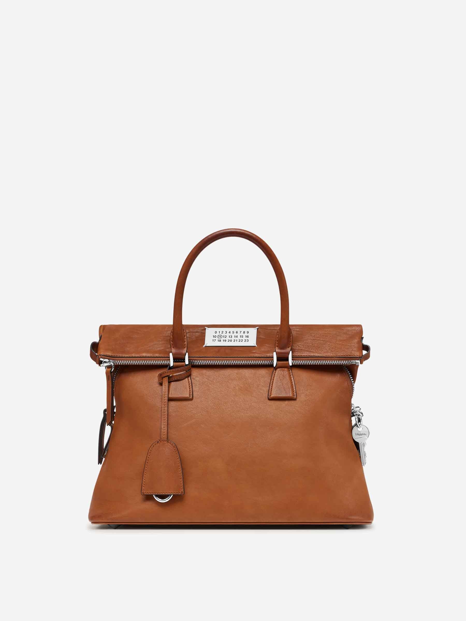 Maison Margiela Hombre Barcelona Bolso Loved to Death Medium 5AC color Blanco sku 692-002062 01 - Foto 1