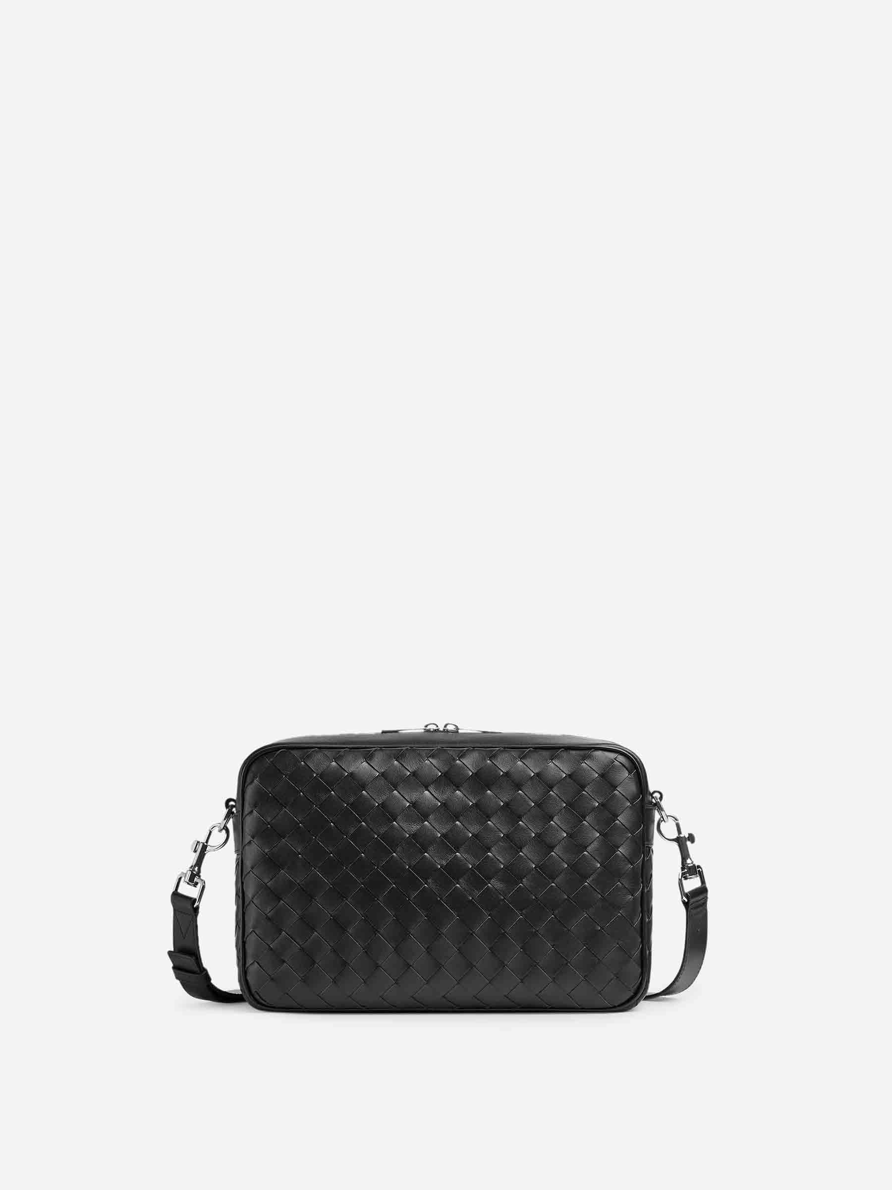 Bottega Veneta Hombre Barcelona Bolso Intrecciato Camera Bag color Negro sku 692-002065 01 - Foto 1