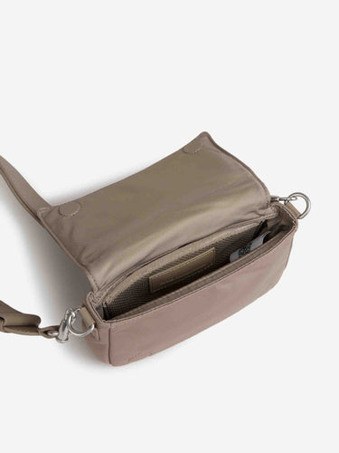 Ami Paris Hombre Barcelona Bolsa Bandolera Marcel color Taupe sku 692-002106 01 - Foto 4