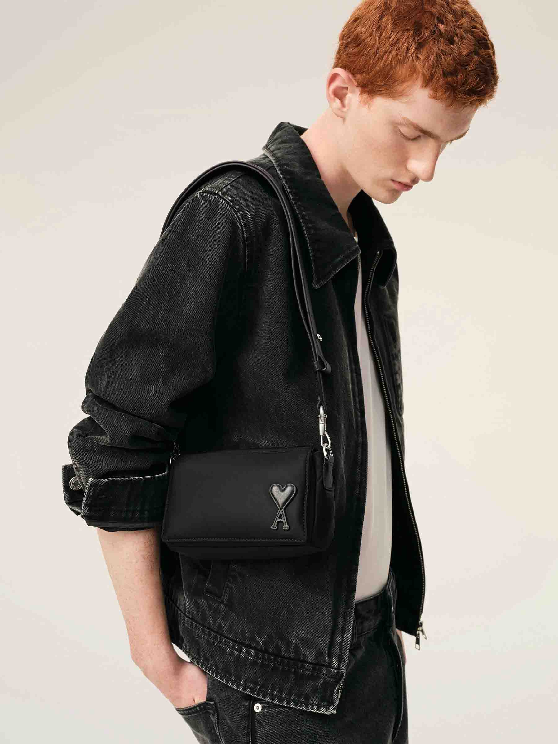 Ami Paris Hombre Barcelona Bolsa Bandolera Marcel color Negro sku 692-002106 02 - Foto 2