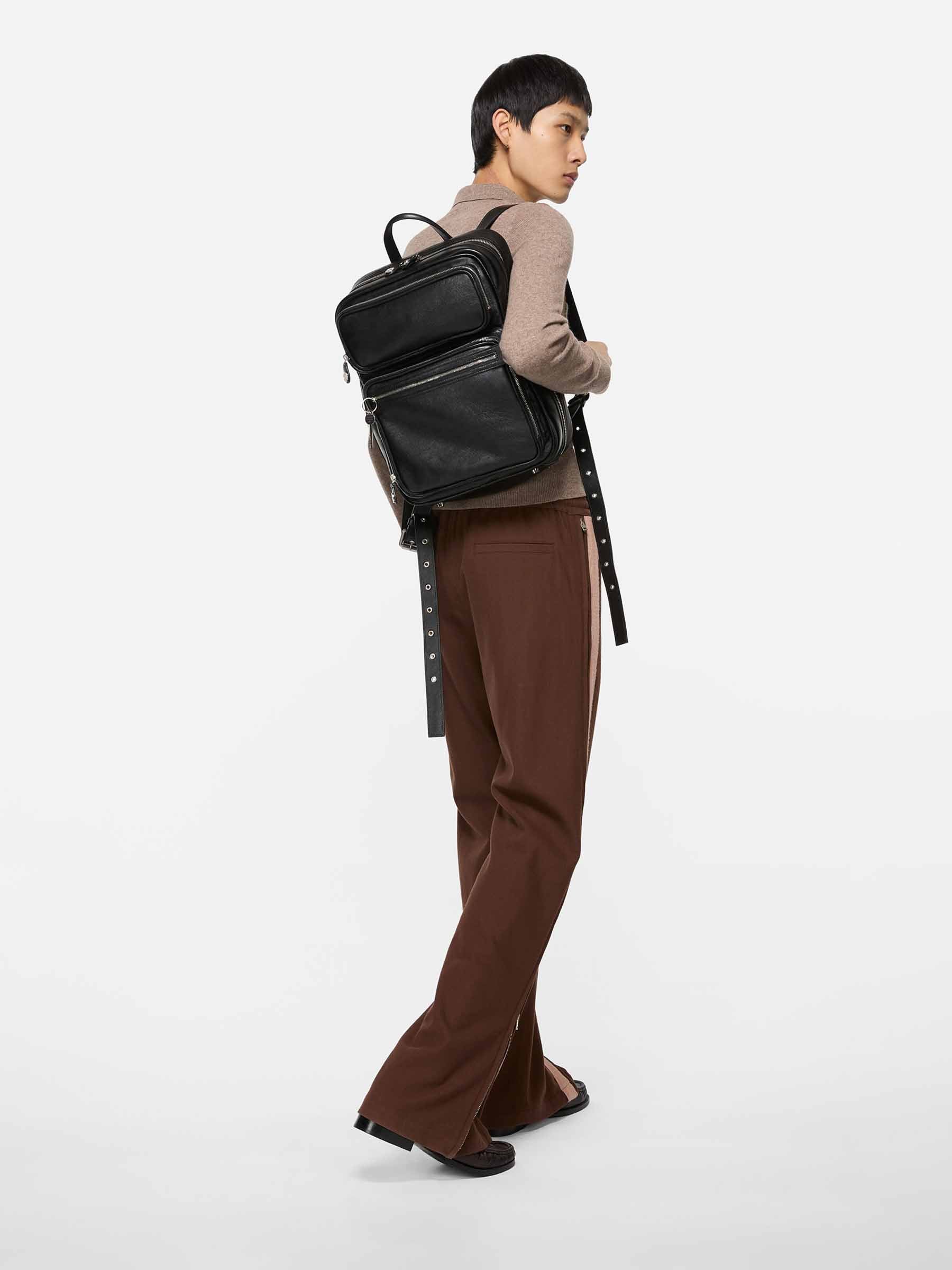 Acne Studios Hombre Barcelona Mochila Gimnasio Camero color Negro sku 693-000082 01 - Foto 2
