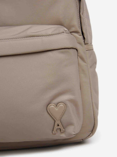 Ami Paris Hombre Barcelona Mochila Marcel Nailon color Taupe sku 693-000105 02 - Foto 5