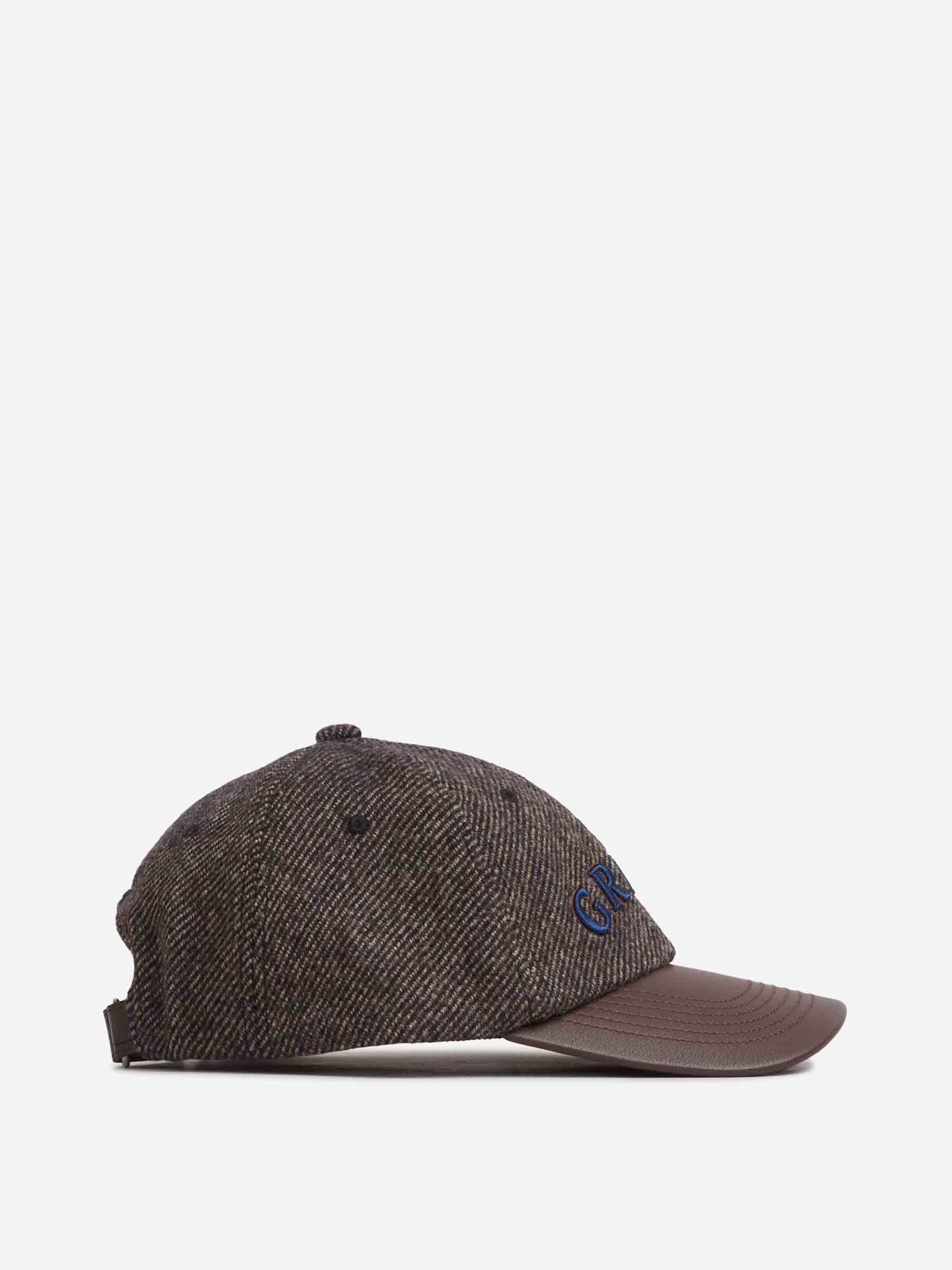 Wales Bonner Hombre Barcelona Gorra Visera Piel color Marrón Oscuro sku 695-001812 01 - Foto 2