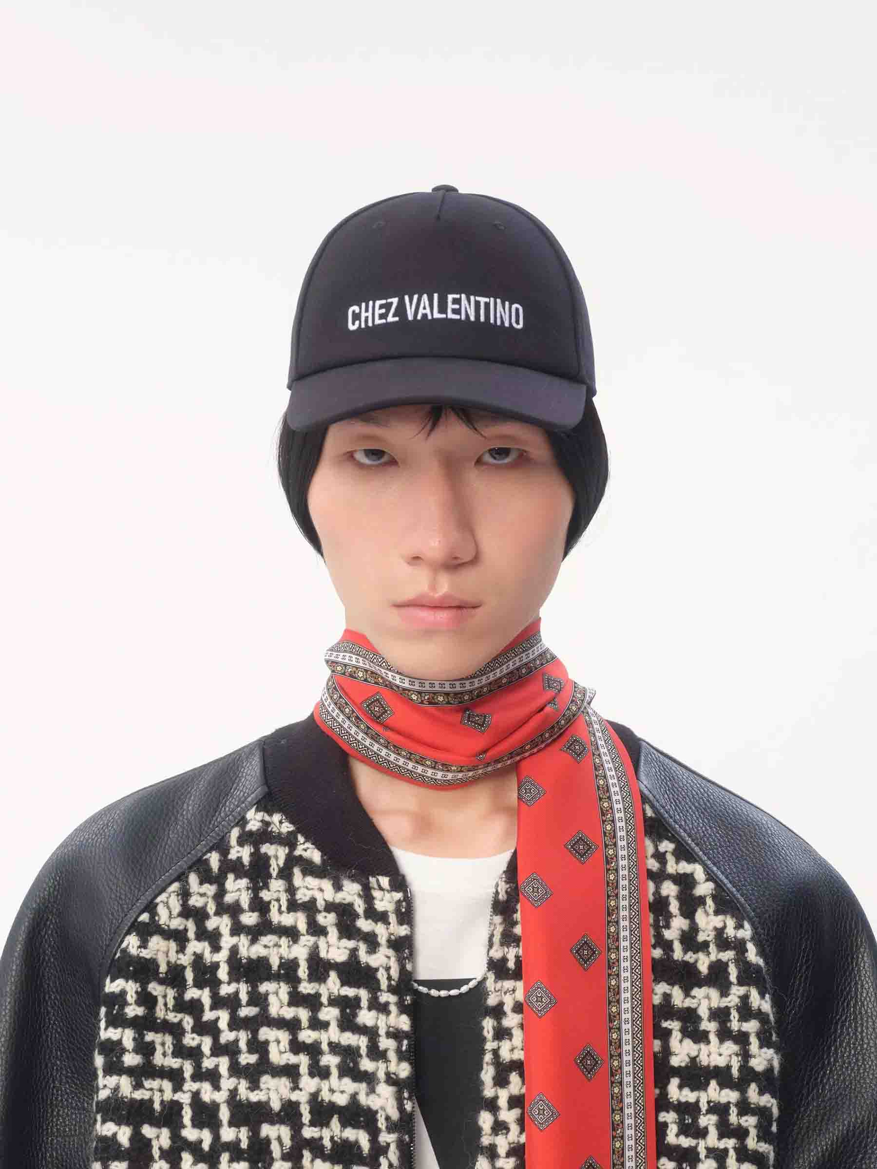 Valentino Garavani Hombre Barcelona Gorra Béisbol Algodón color Negro sku 695-001813 01 - Foto 2