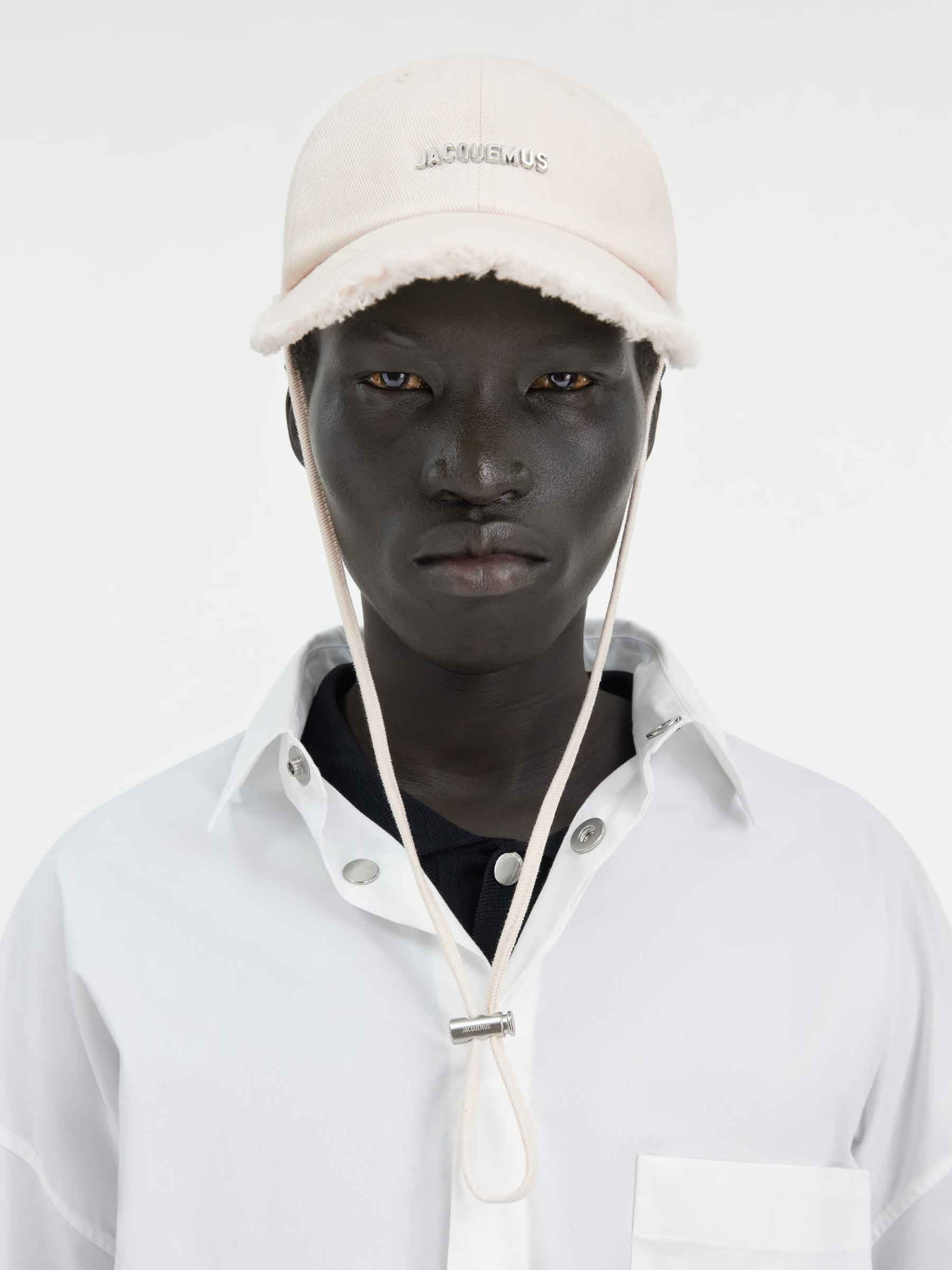 Jacquemus Hombre Barcelona Gorra Artichaut color Blanco sku 695-001826 01 - Foto 2