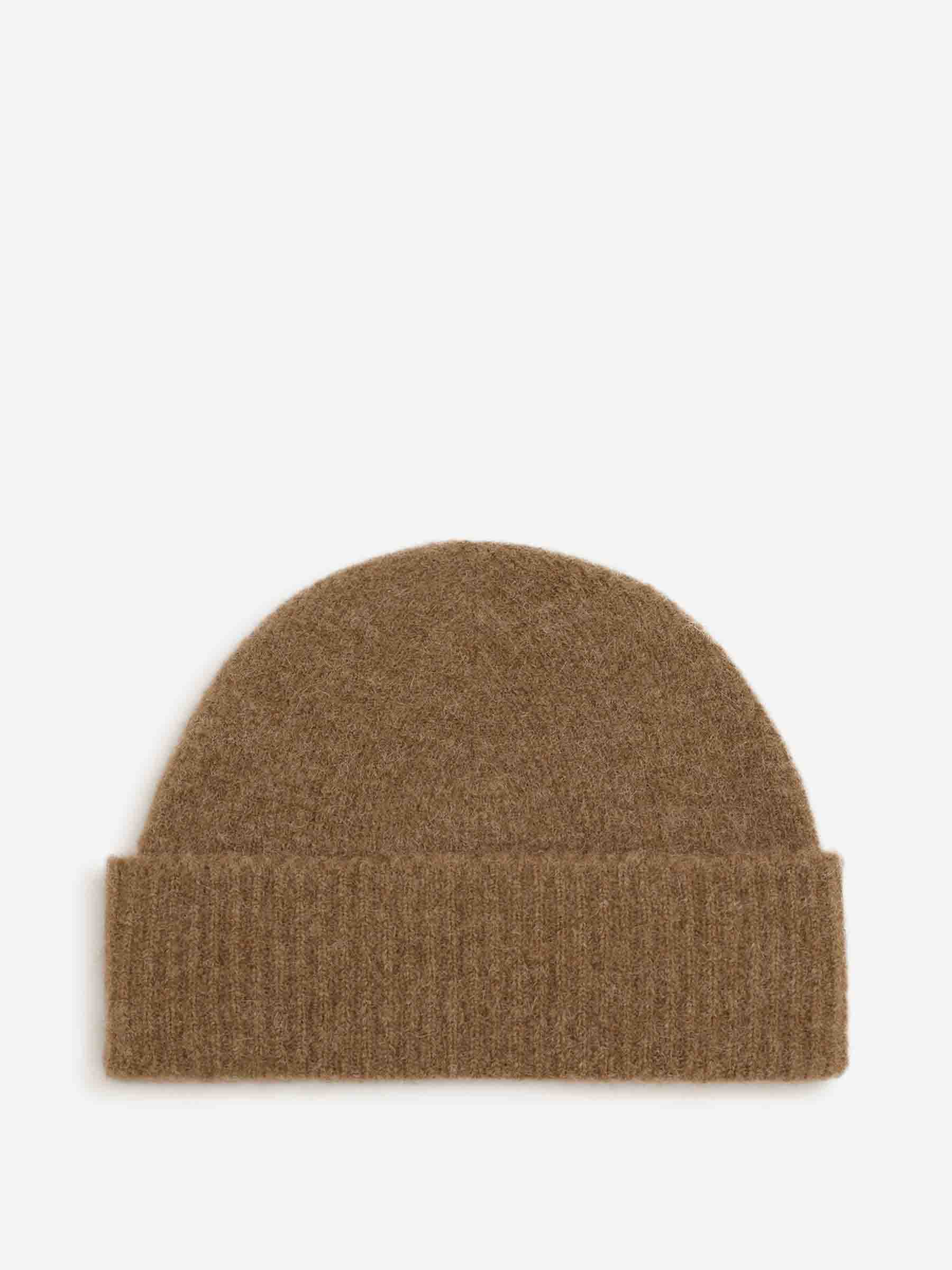 Ami Paris Hombre Barcelona Gorro Alpaca Ami de Couer color Camel sku 695-001866 01 - Foto 2