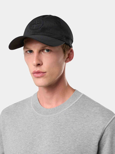 Stone Island Hombre Barcelona Gorra Nylon Oxford color Negro sku 695-001925 02 - Foto 4