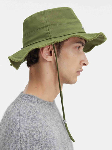 Jacquemus Hombre Barcelona Sombrero de Jacquemus color Verde Militar sku 695-001954 01 - Foto 3
