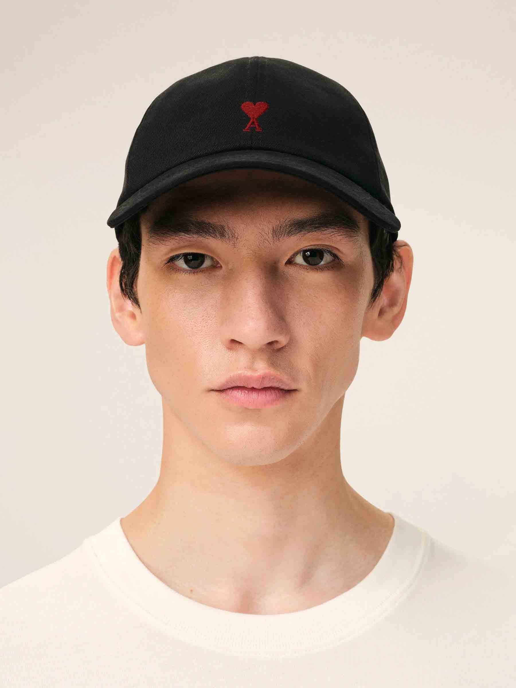 Ami Paris Hombre Barcelona Gorra Ami de Coeur color Negro sku 695-001972 01 - Foto 2