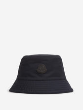 Moncler Hombre Barcelona Gorro Pescador Algodón color Azul Noche sku 695-001984 01 - Foto 1