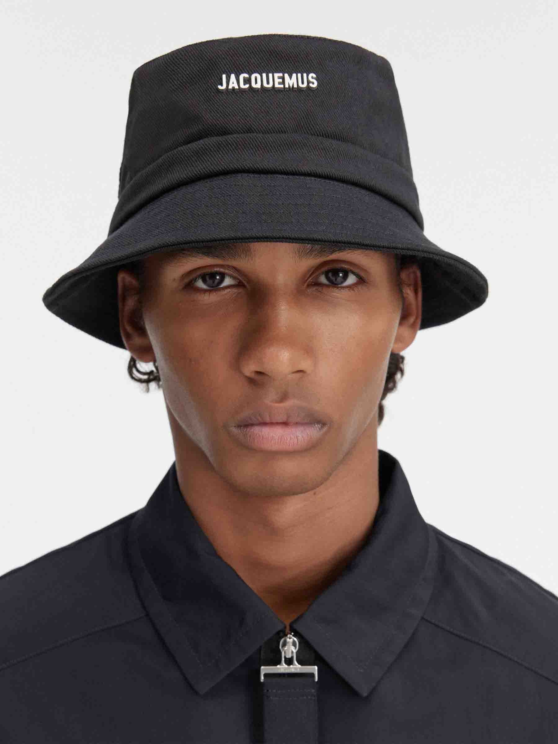Jacquemus Hombre Barcelona Sombrero Pescador Gadjo color Negro sku 697-000238 02 - Foto 2